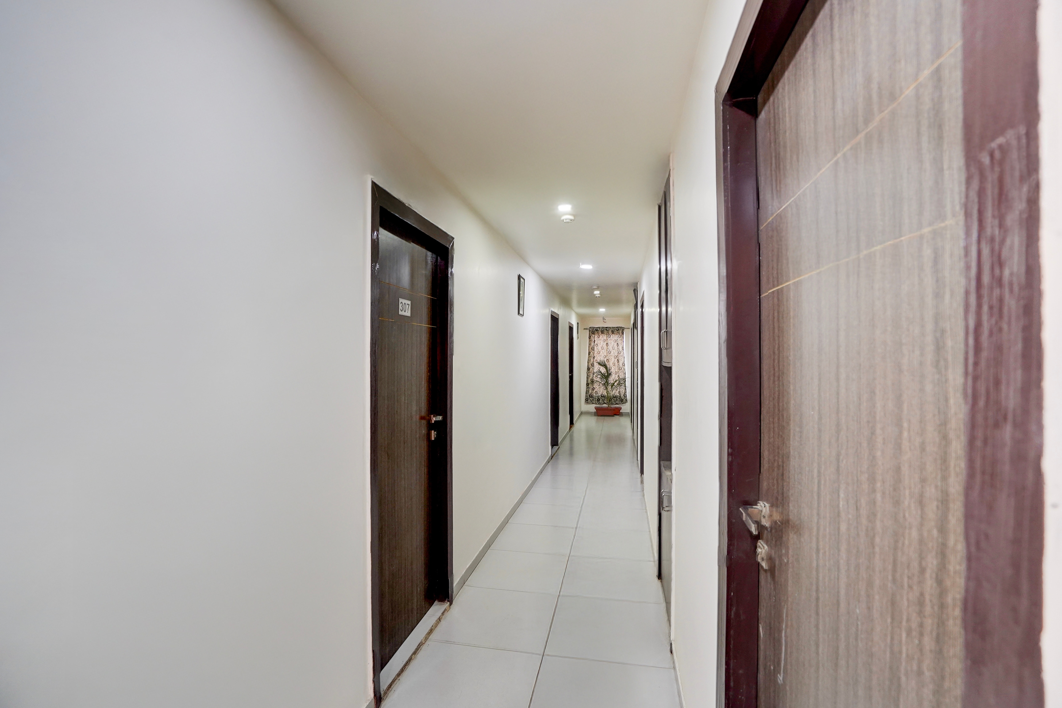 Hotel O Sur Sagar Lakeview Vadodara Formerly Vintage Inn in Vadodara