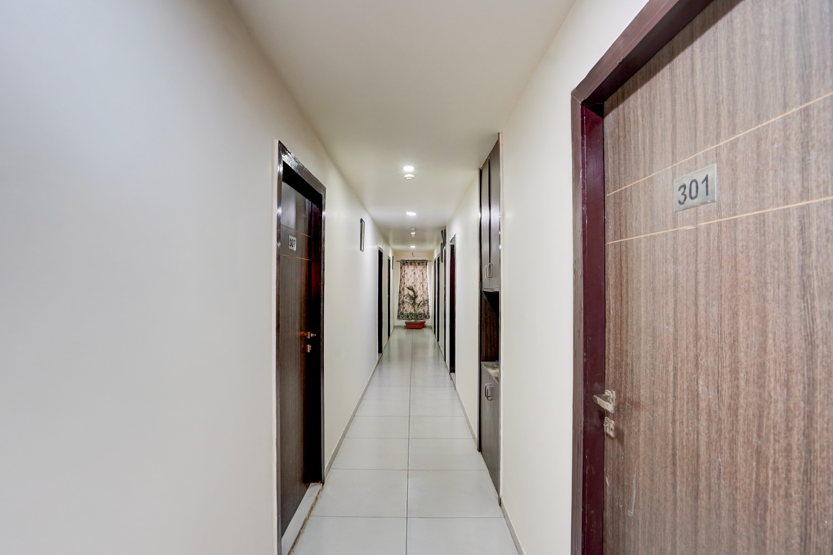 Hotel O Sur Sagar Lakeview Vadodara Formerly Vintage Inn in Vadodara