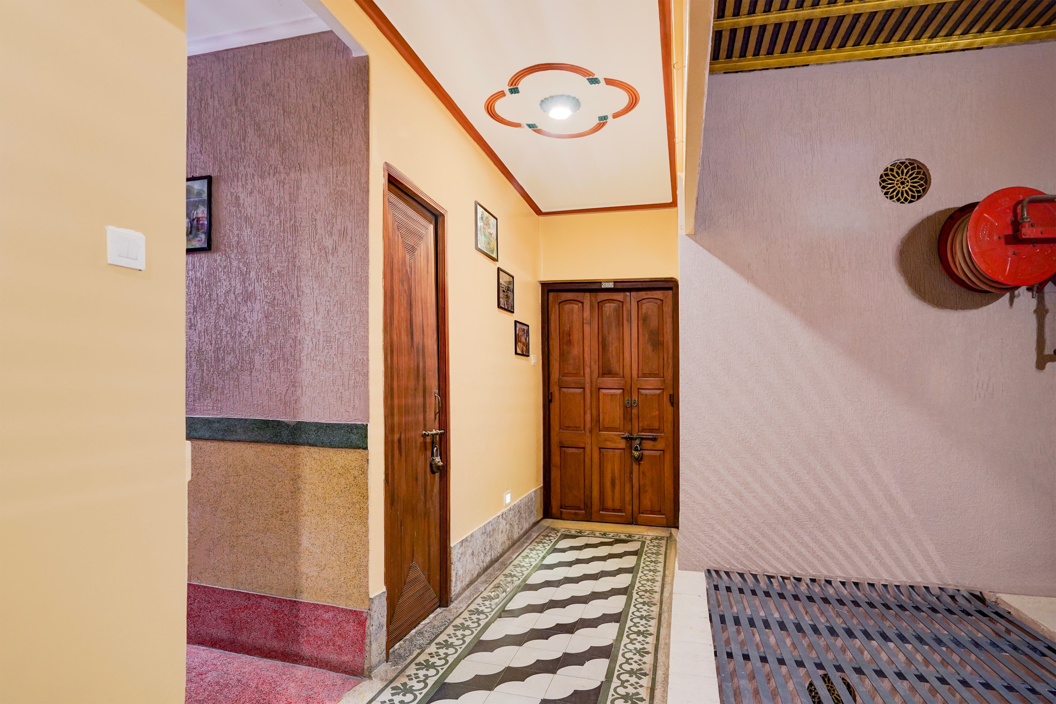 Palette Heritage Scindia Ghat in Varanasi