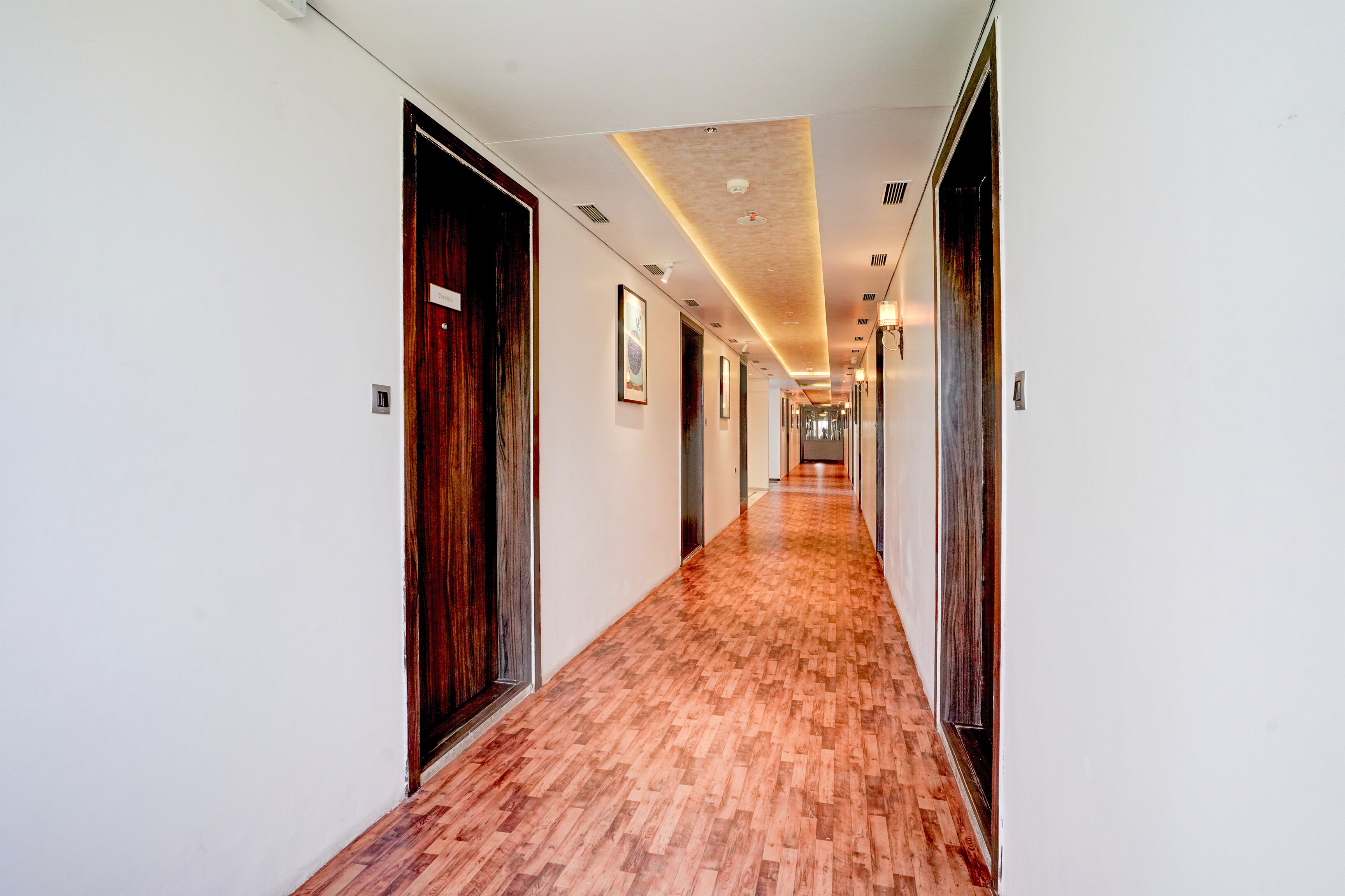 Palette Magarpatta City Formerly Emerald Guestimony in Pune