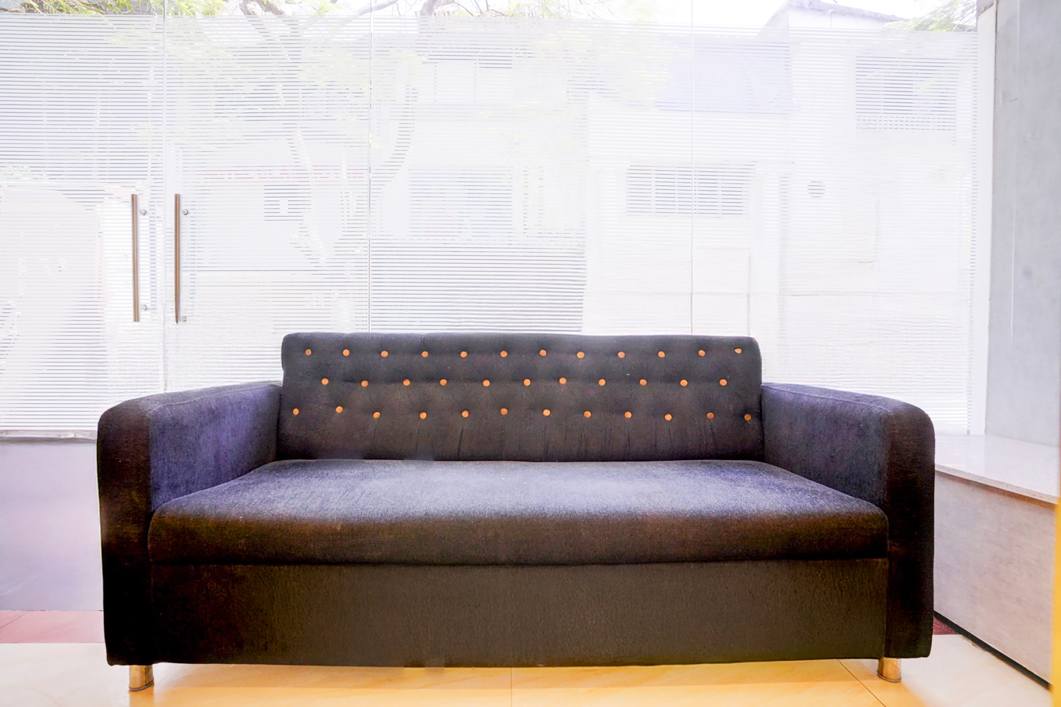 Super Collection O Andheri West Near KokilaBen Hospital in Mumbai