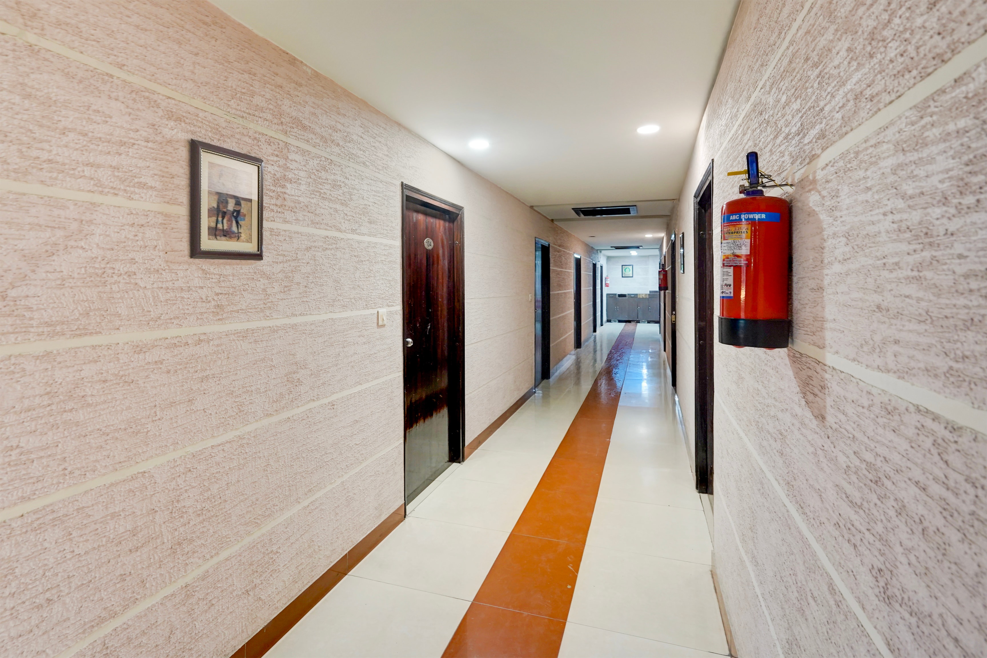 Super Collection O Awas Vikas Near Bus Stand Formerly Hotel Rivera in Rudrapur