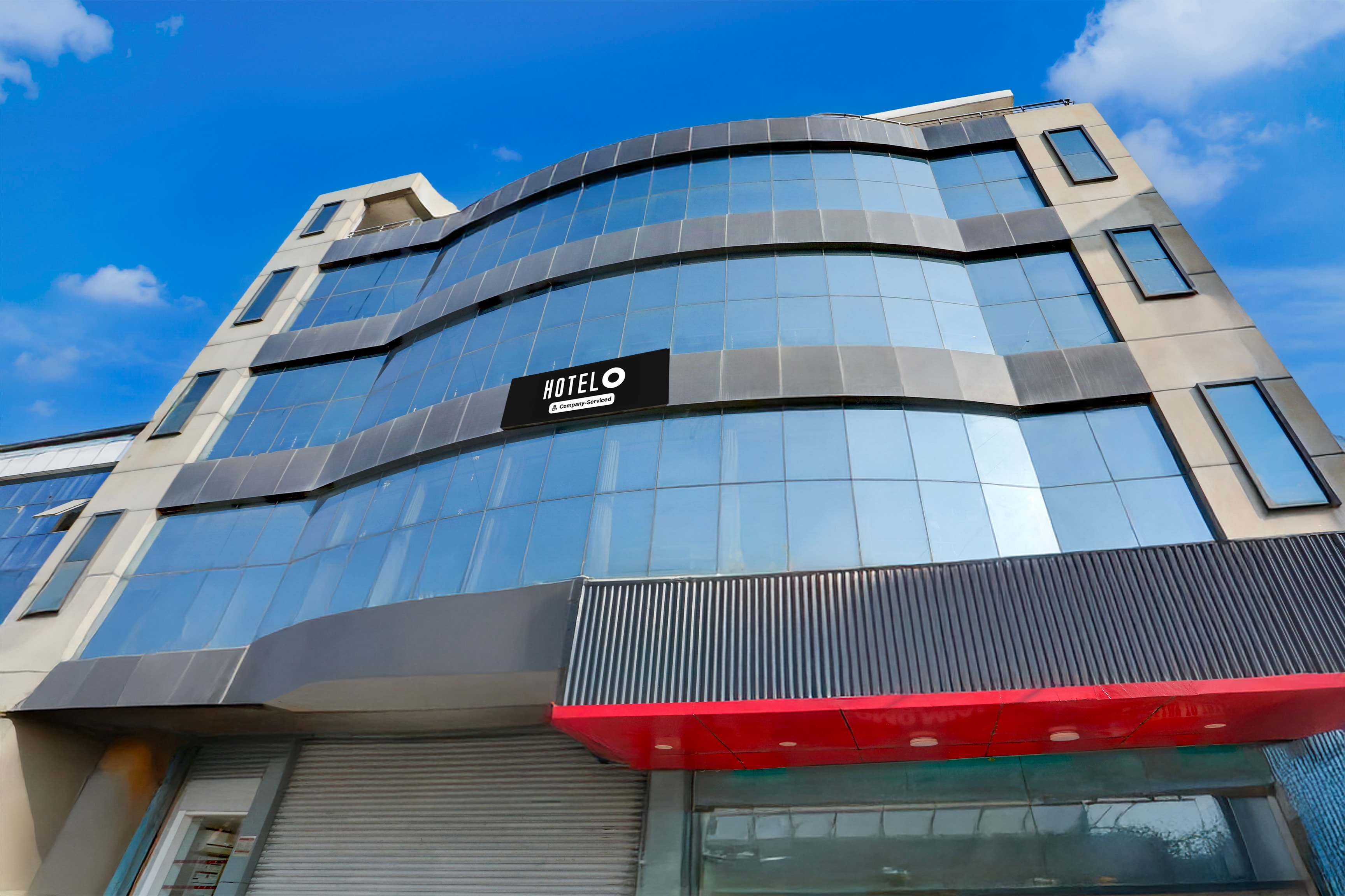 Super Collection O Awas Vikas Near Bus Stand Formerly Hotel Rivera in Rudrapur