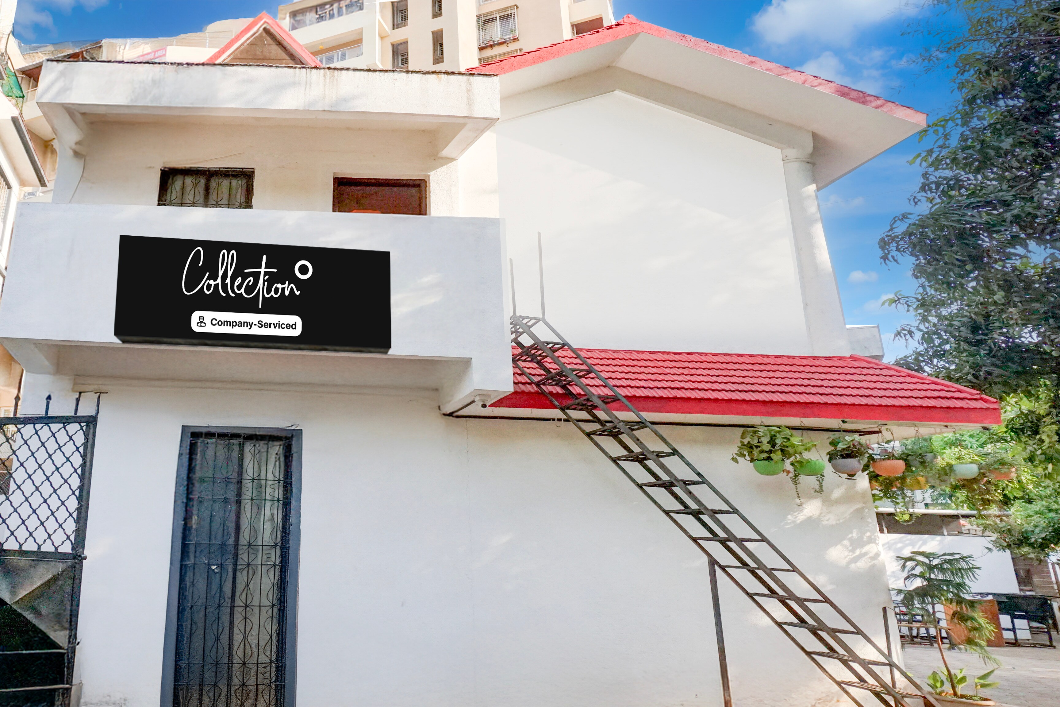 Super Collection O Baner Near Mumbai Pune Highway in Pune