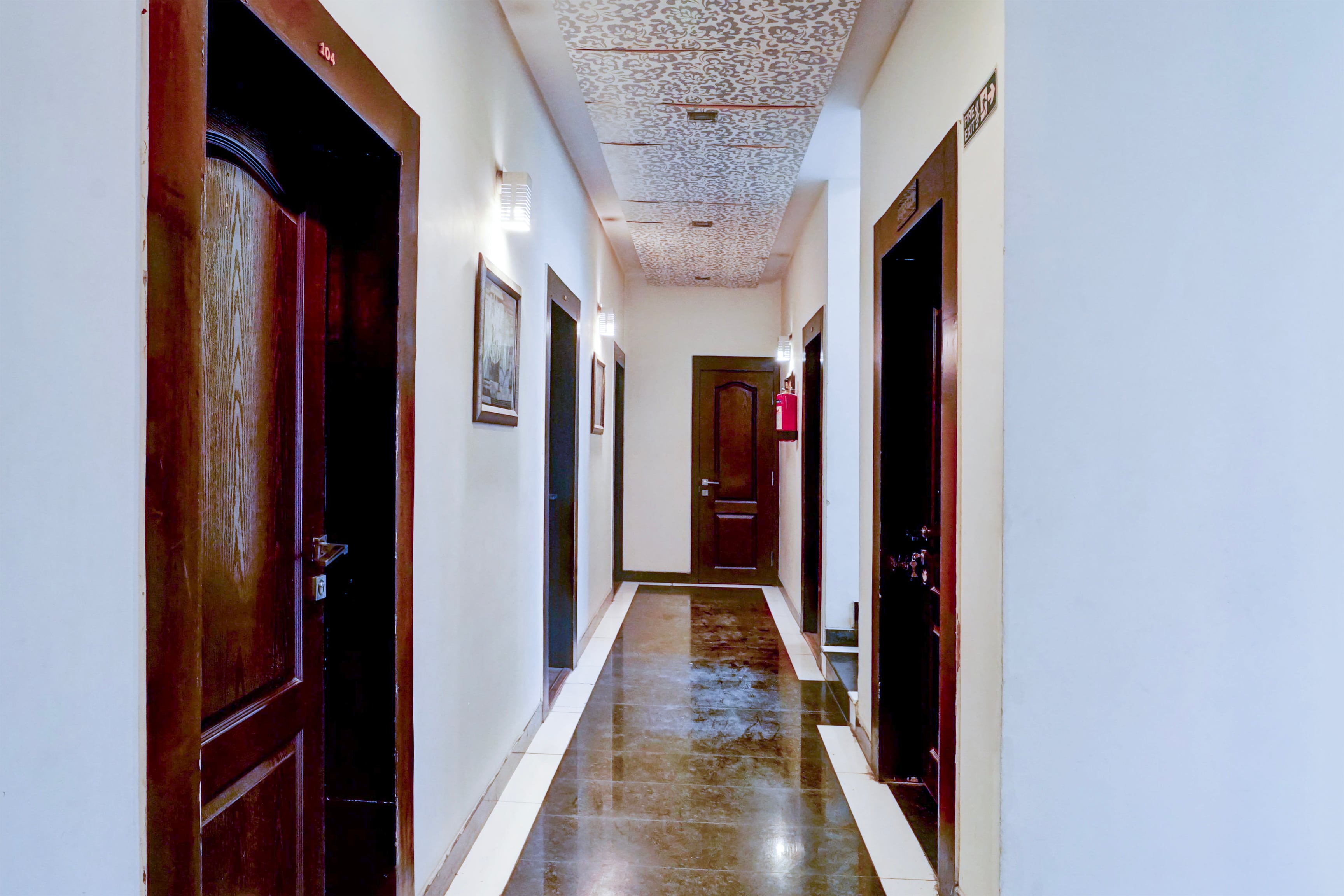 Super Collection O Banipark Formerly Arena Villas in Jaipur