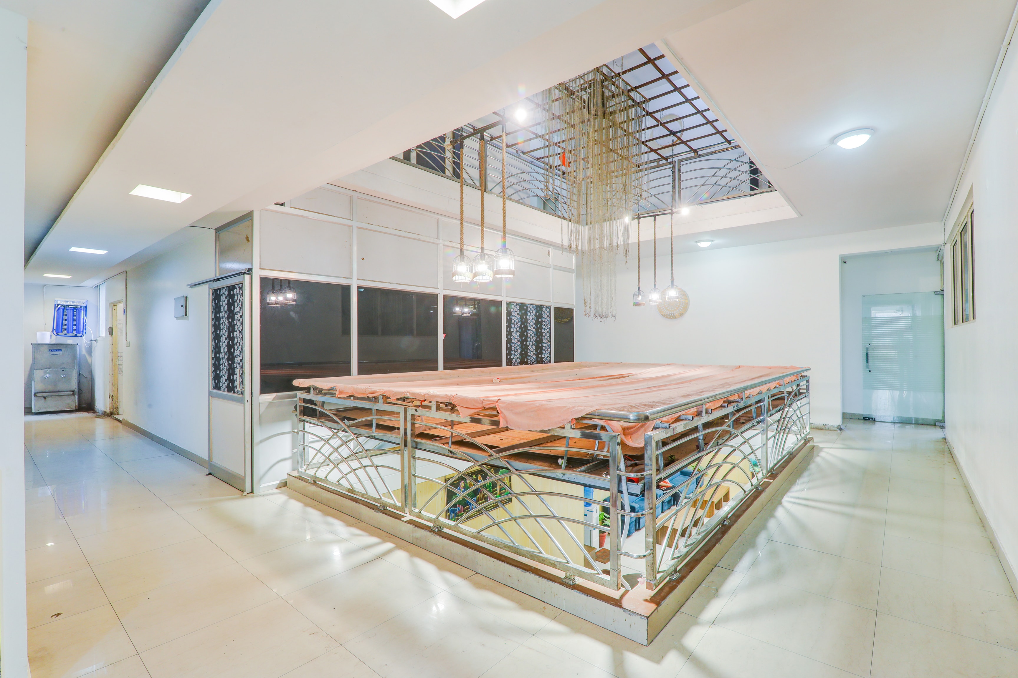 Super Collection O Charbagh Formerly Seven Seas in Lucknow