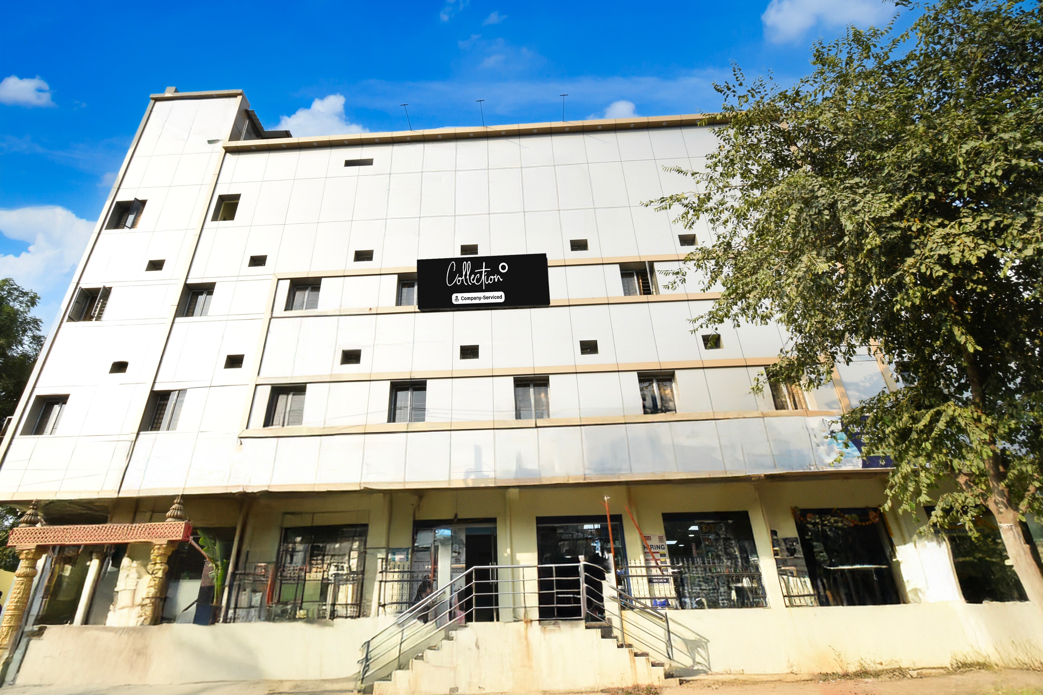 Super Collection O Godavari Kompally in Hyderabad