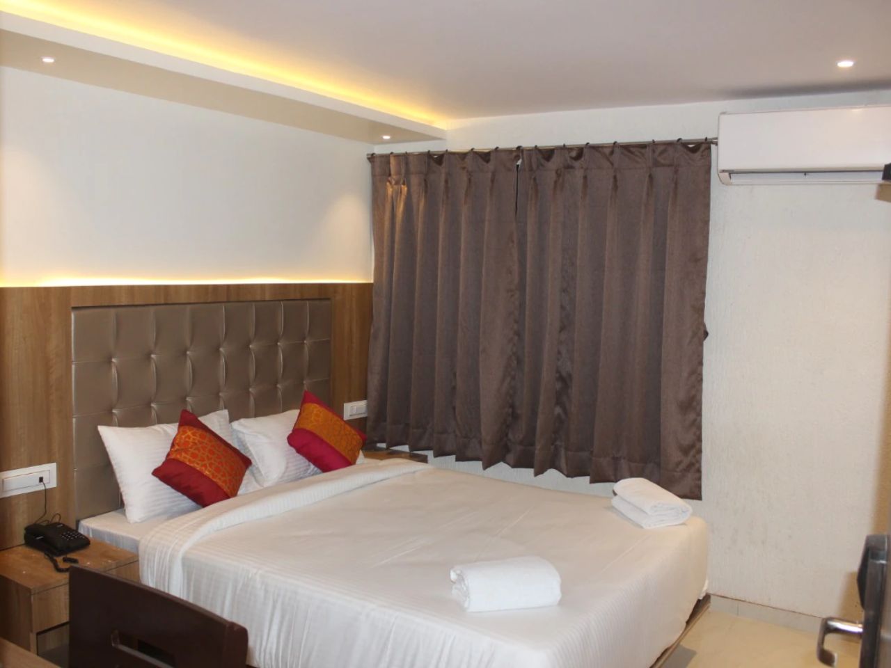 Hotel Shree Krishna Residency in Thane