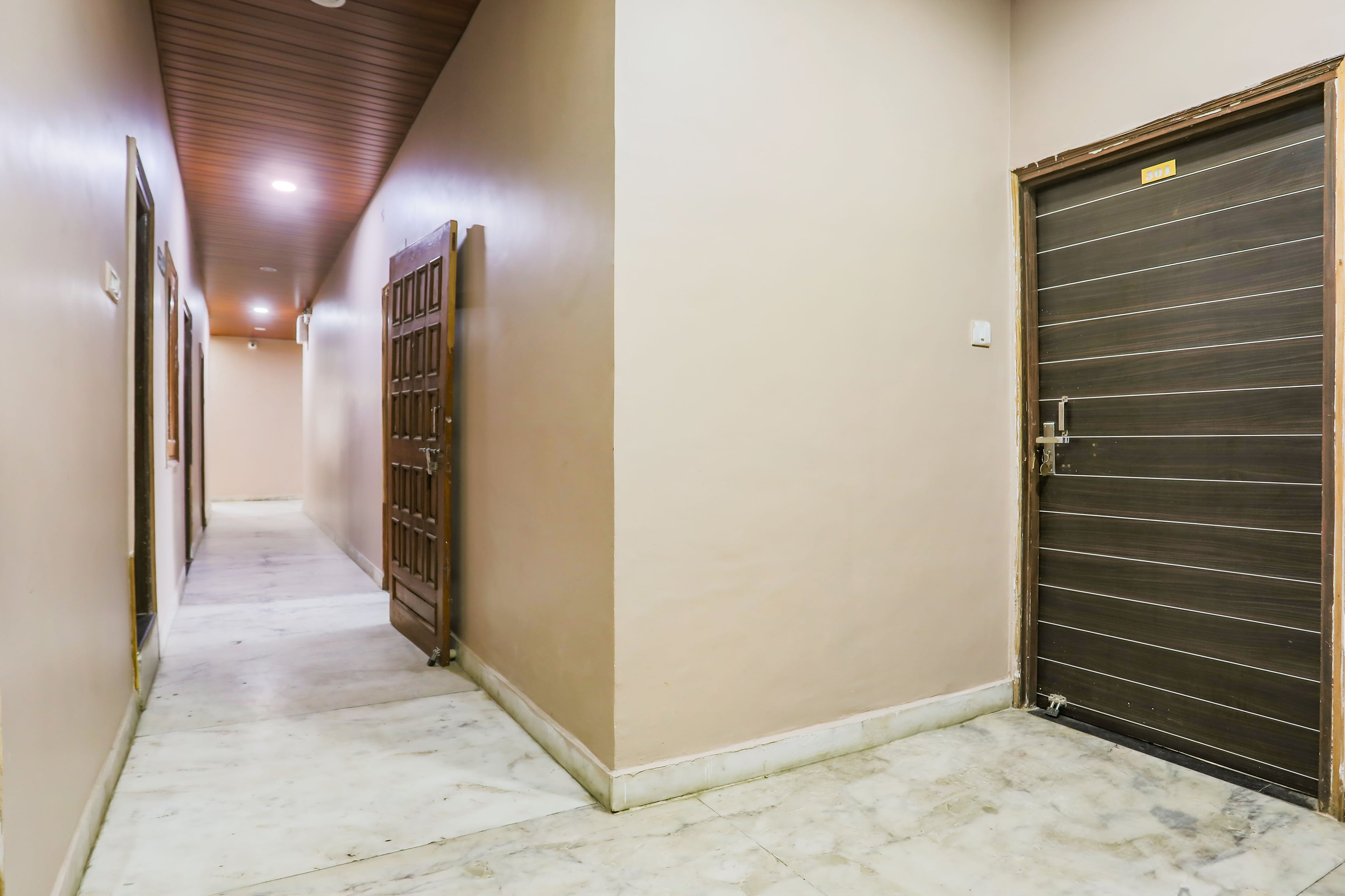 Super Collection O Jagannath Mandir Road Formerly Paradise Residency in Varanasi