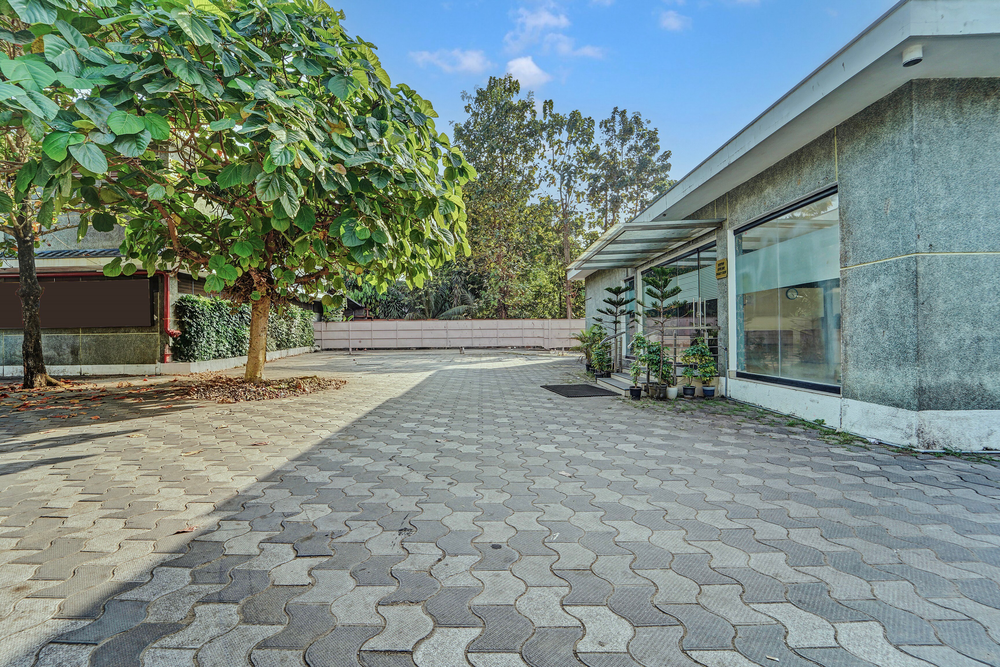 Super Collection O Kalady Near Airport in Kochi