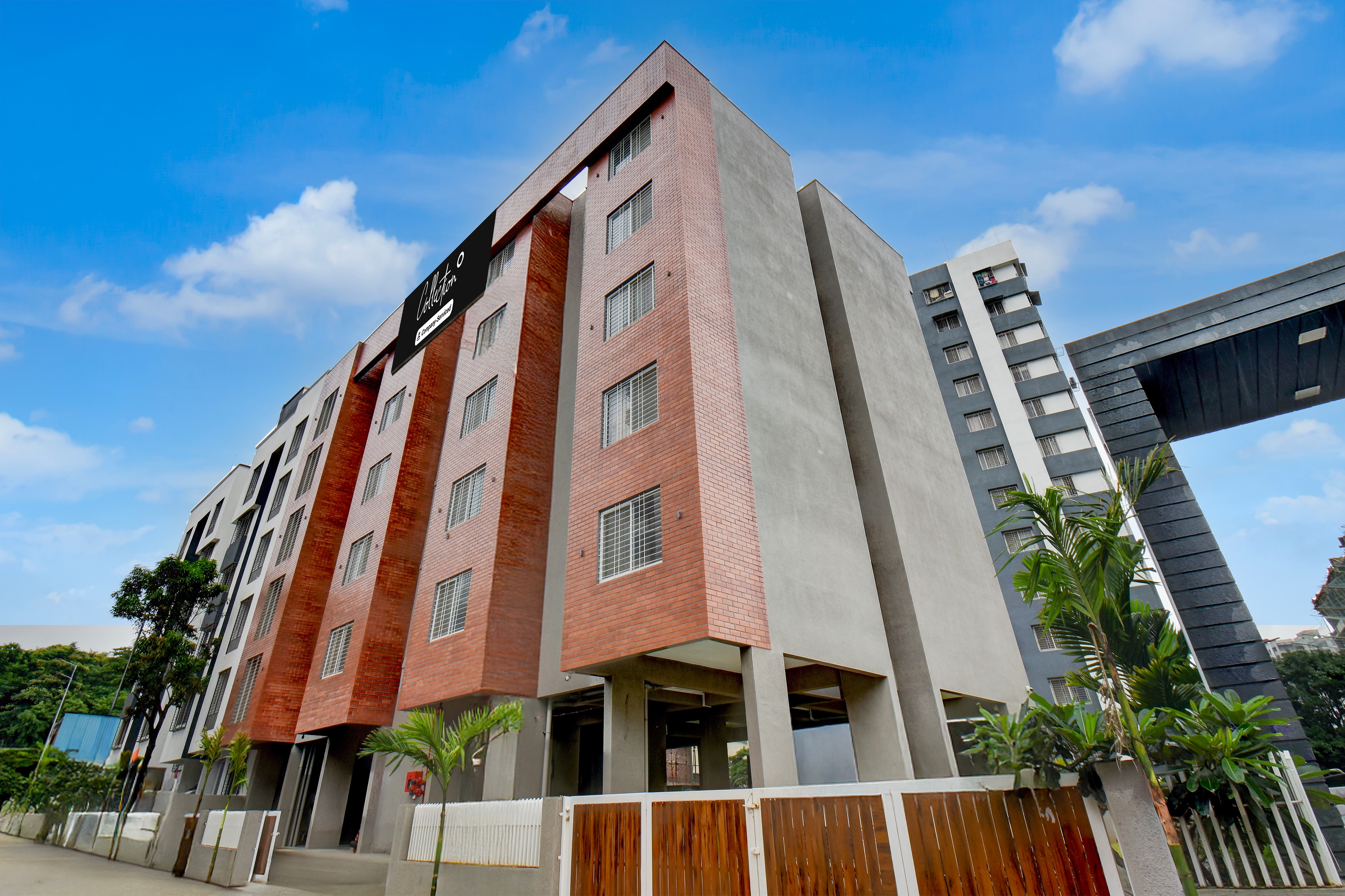 Super Collection O Katraj Bus Stop Formerly Indu Ville in Pune