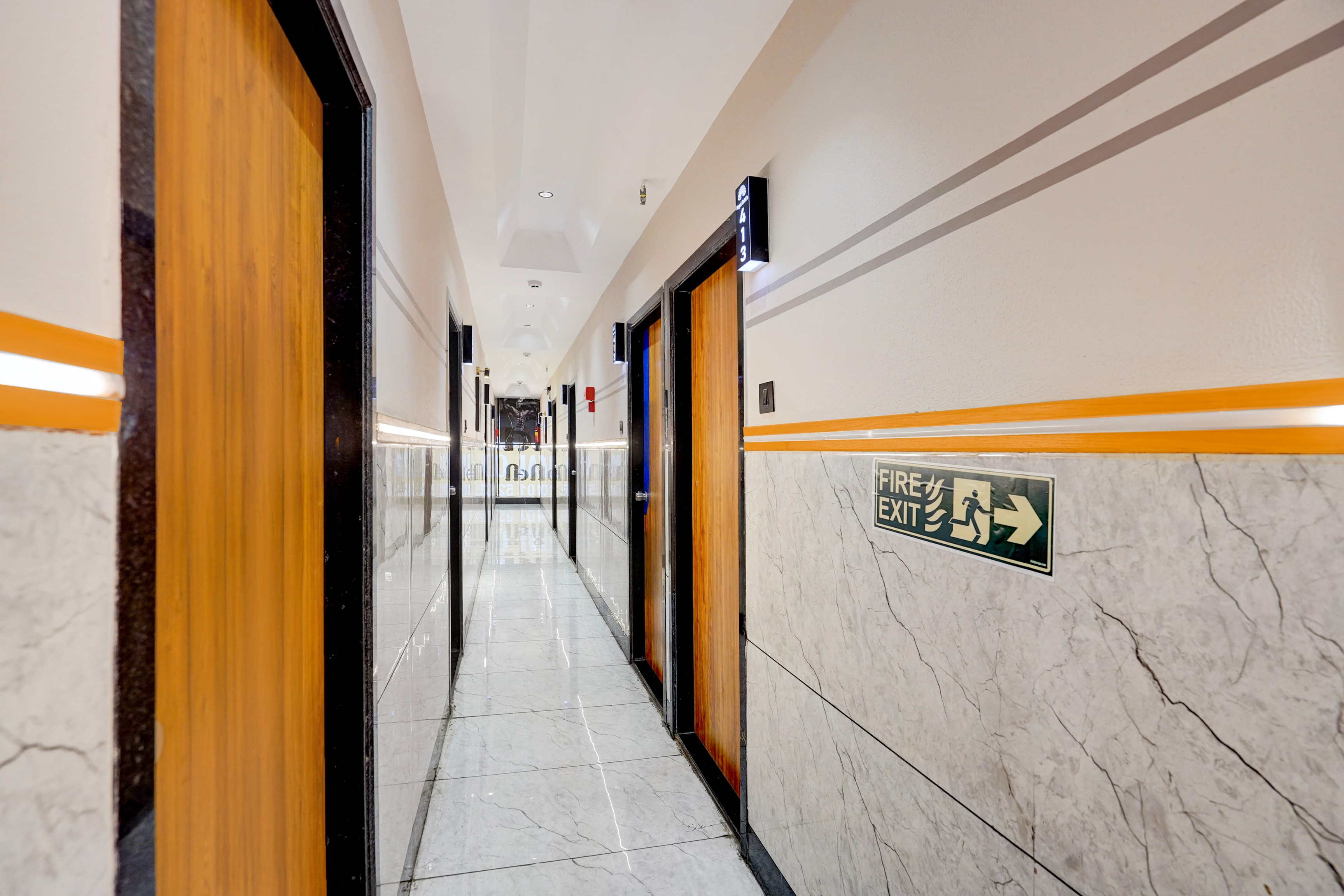 Super Collection O Kosad Railway Station Formerly Hotel Royal Orbits in Surat