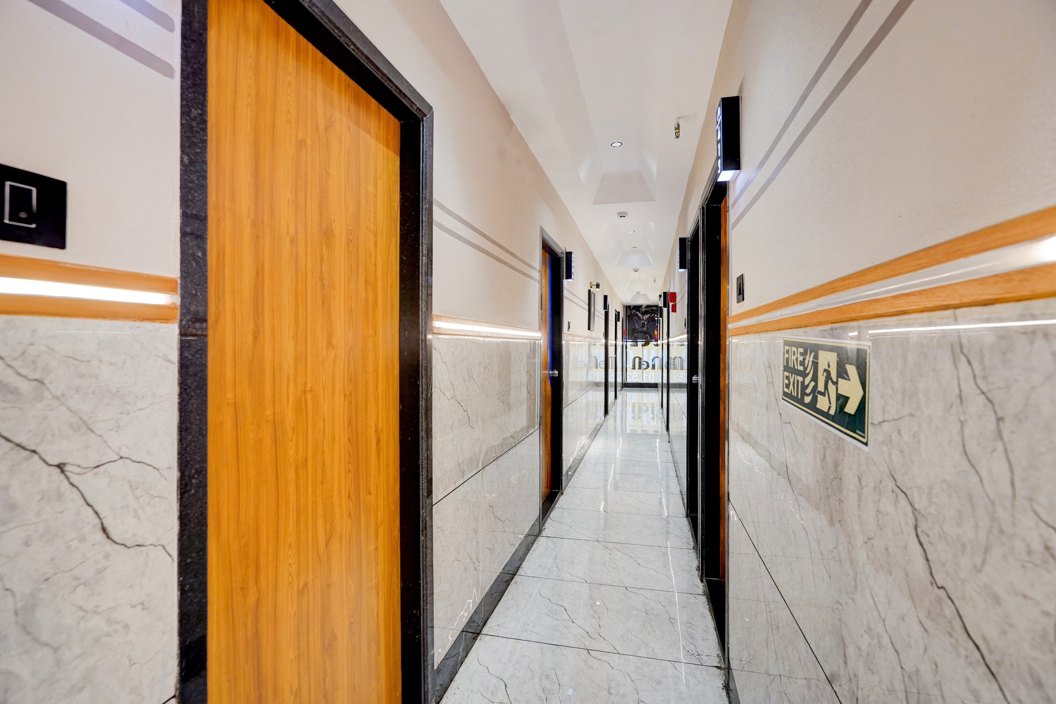 Super Collection O Kosad Railway Station Formerly Hotel Royal Orbits in Surat