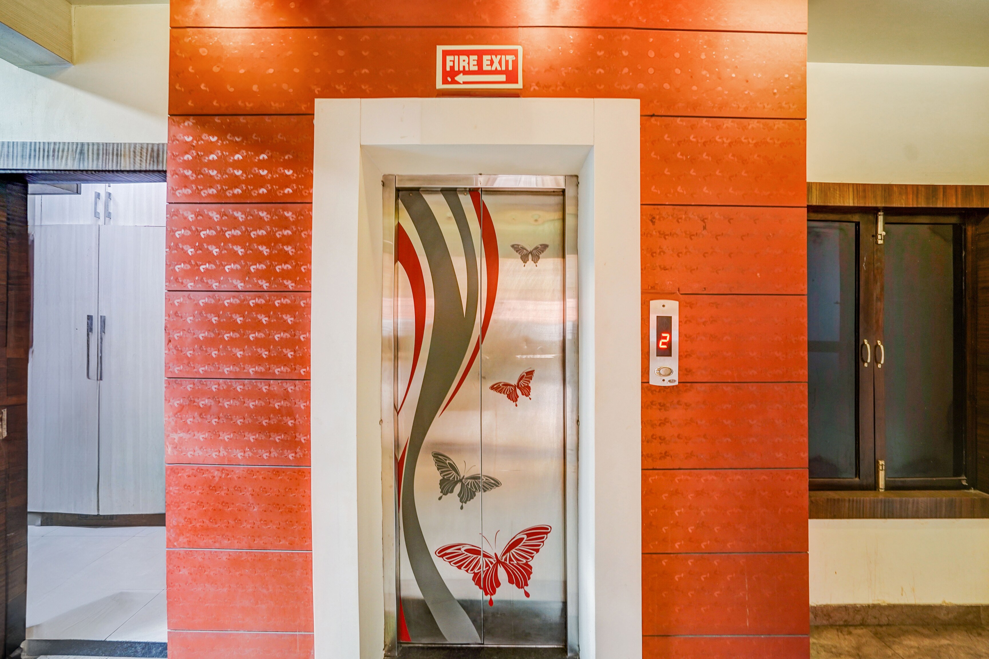 Super Collection O Lucknow Junction Formerly Arjun International in Lucknow