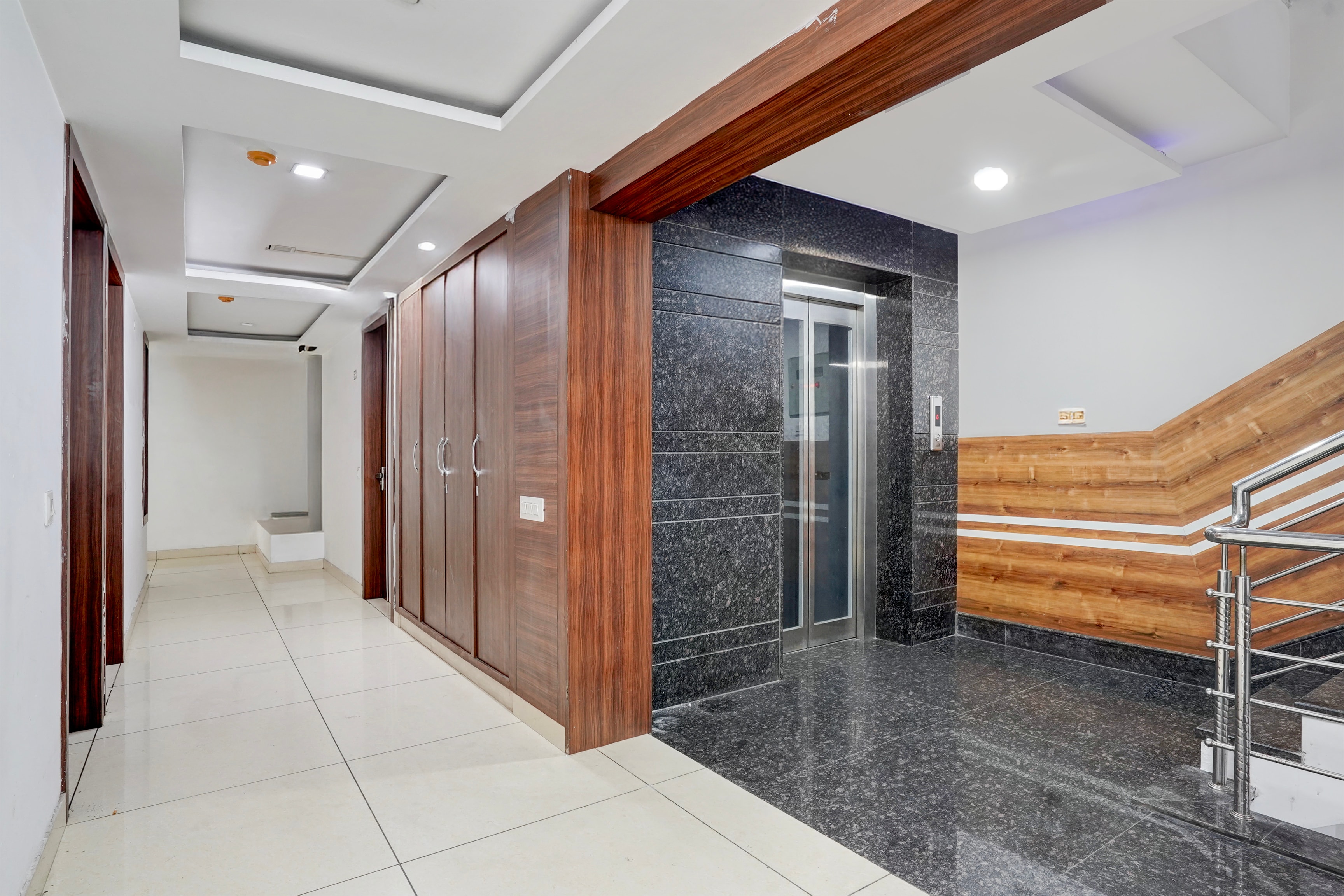 Super Collection O Mall Road Bathinda Formerly Hotel Galaxy in Bathinda