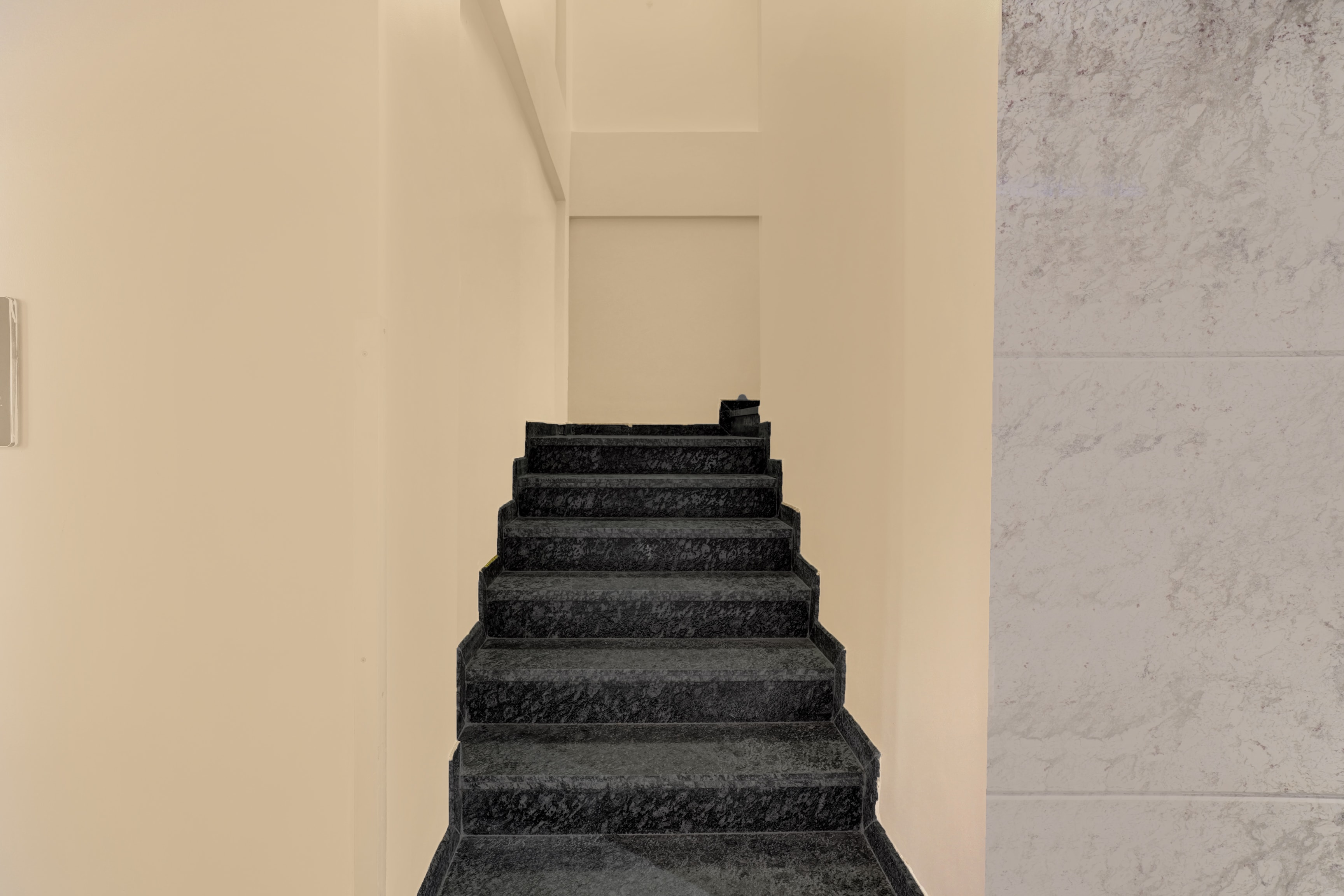 Super Collection O Metro Park Opposite Kalasipalya Bus stand in Bangalore