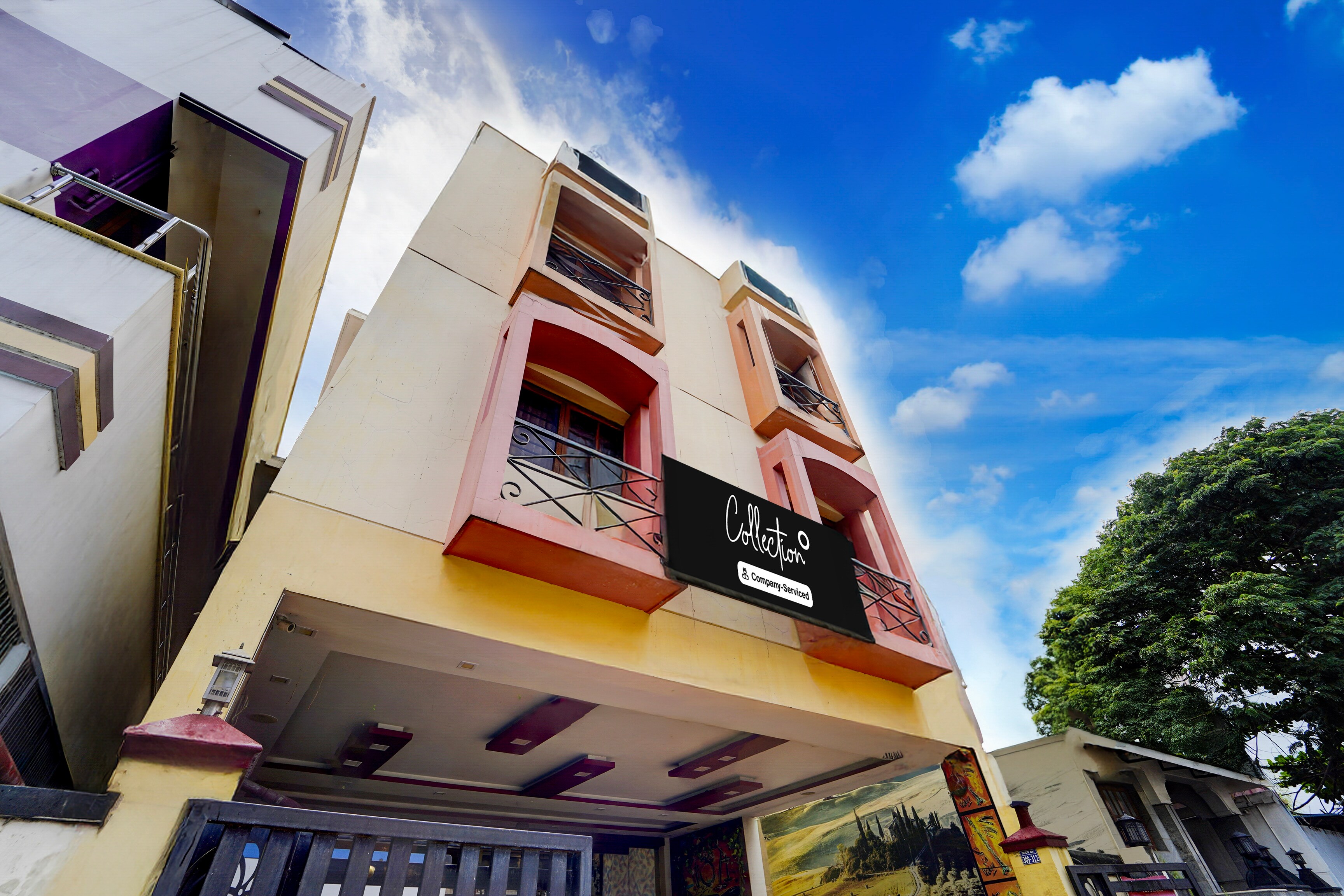 Super Collection O Omni Bus Terminal Gandhipuram Formerly Apple Grand in Coimbatore