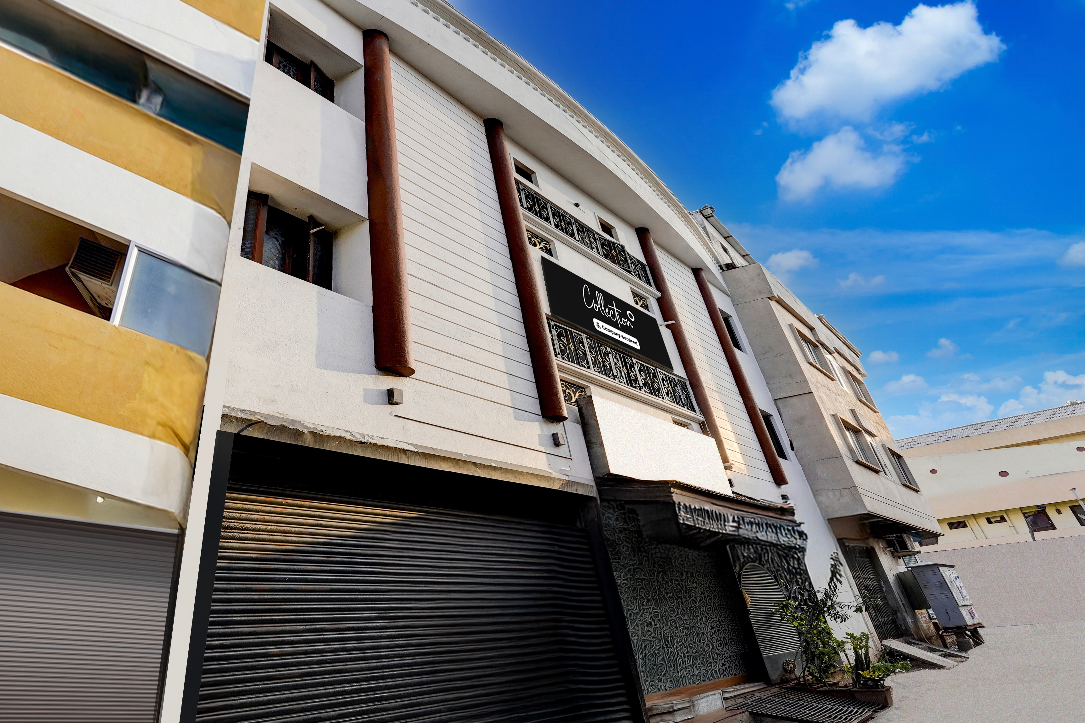 Super Collection O Puducherry Railway Station Formerly Peace Residecy in Pondicherry