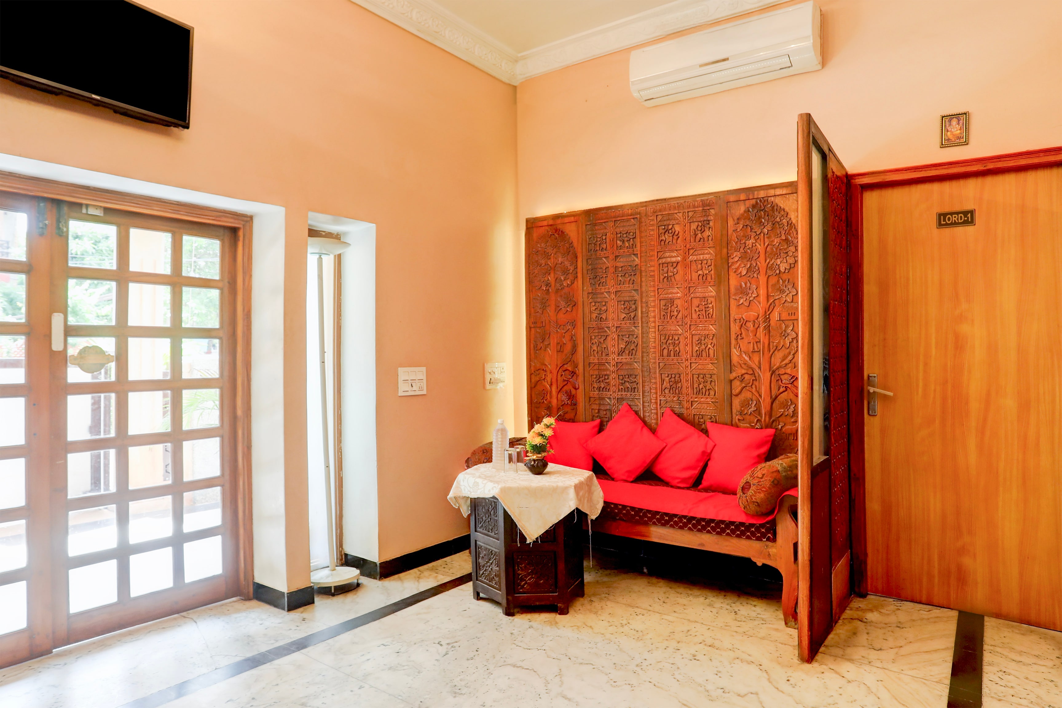 Collection O Rai Ka Bagh Near Railway Station Formerly Pioneer Plaza in Jodhpur