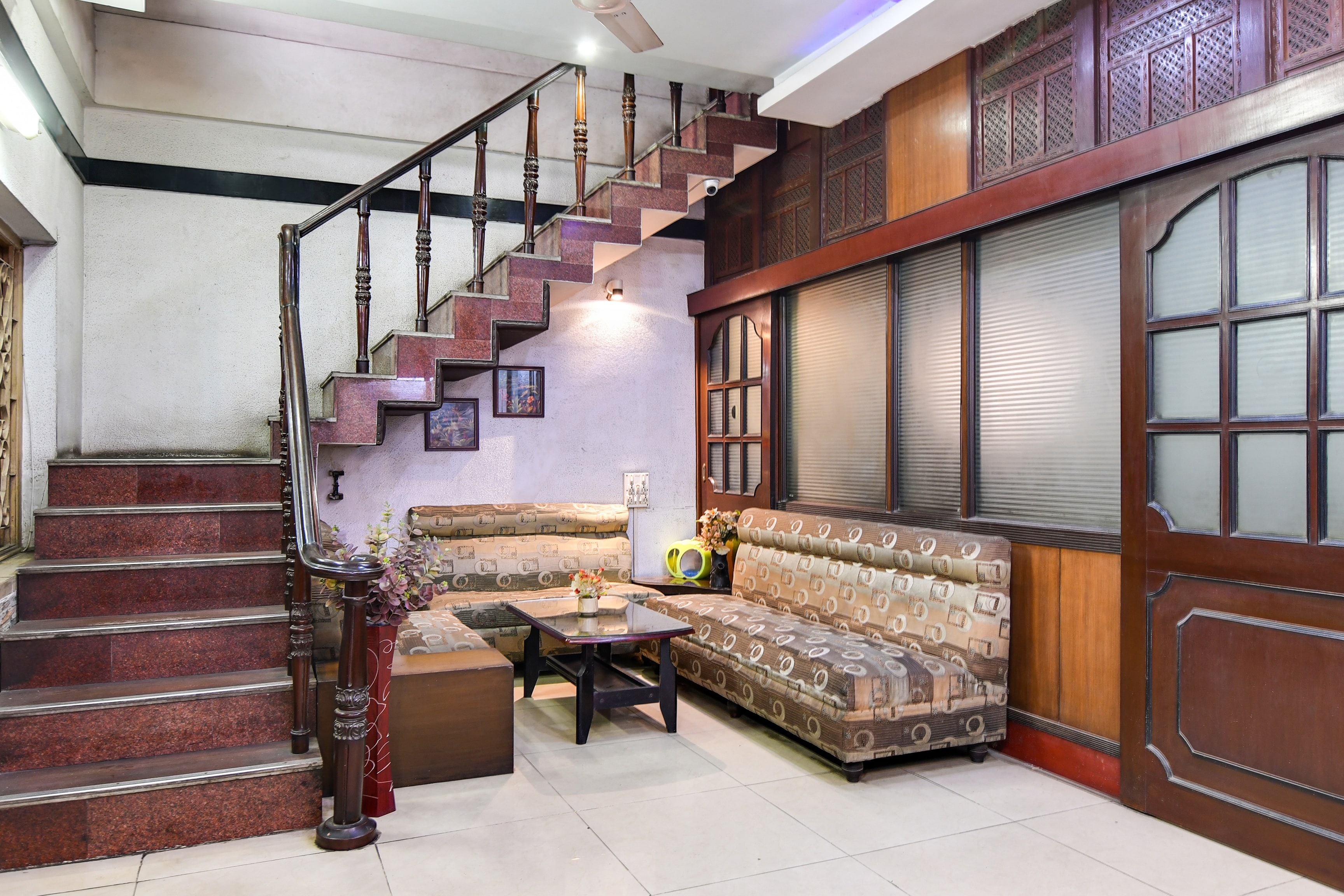 Super Collection O Salt Lake in Kolkata