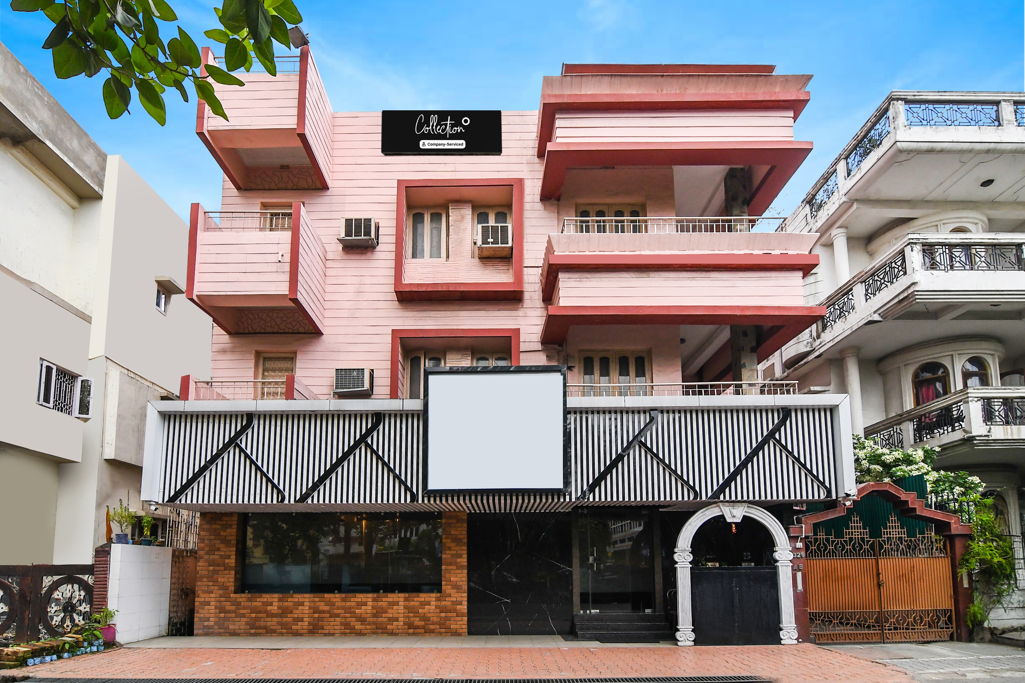 Super Collection O Salt Lake in Kolkata