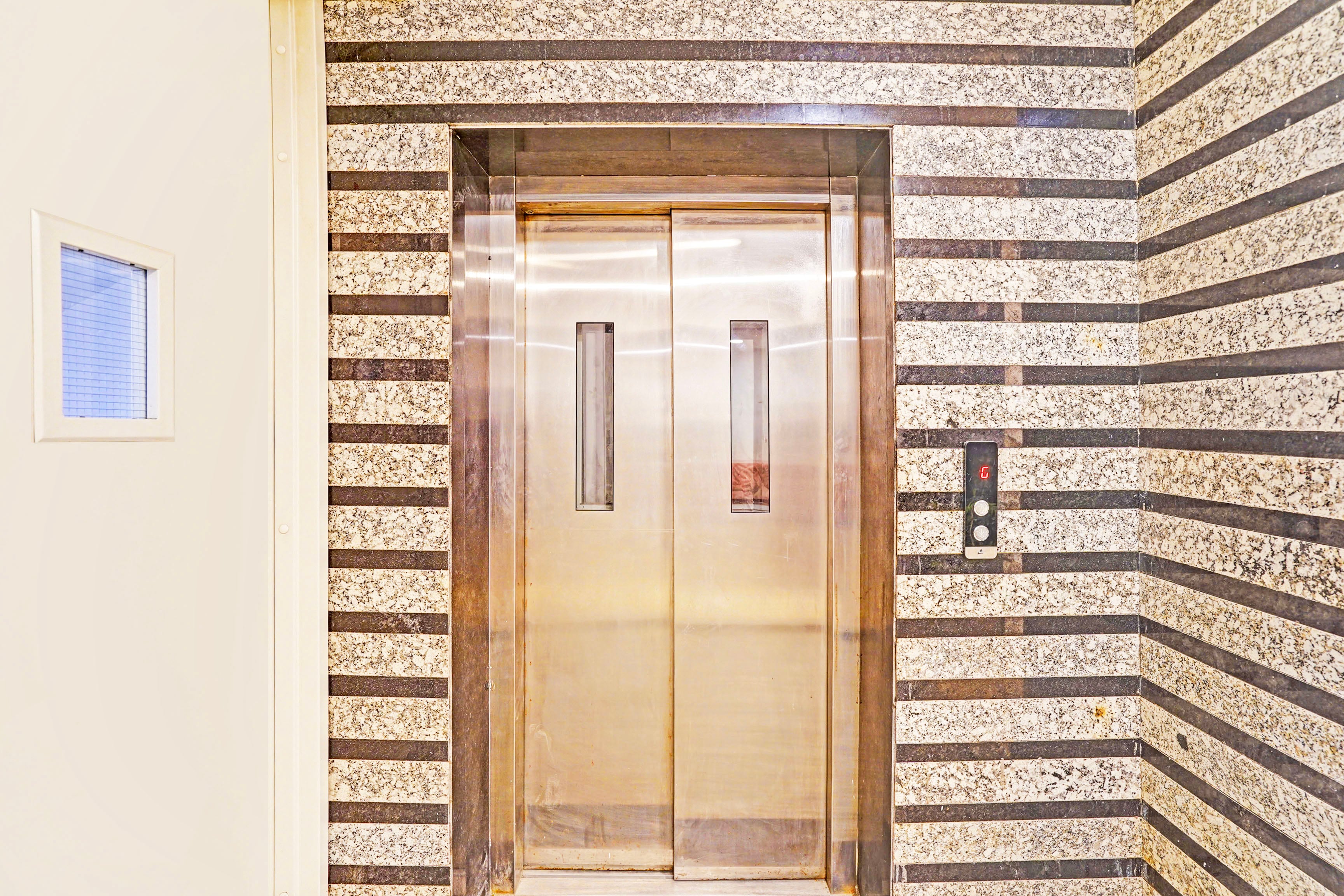 Super Collection O Tilak Nagar Near Pacific Mall in Delhi