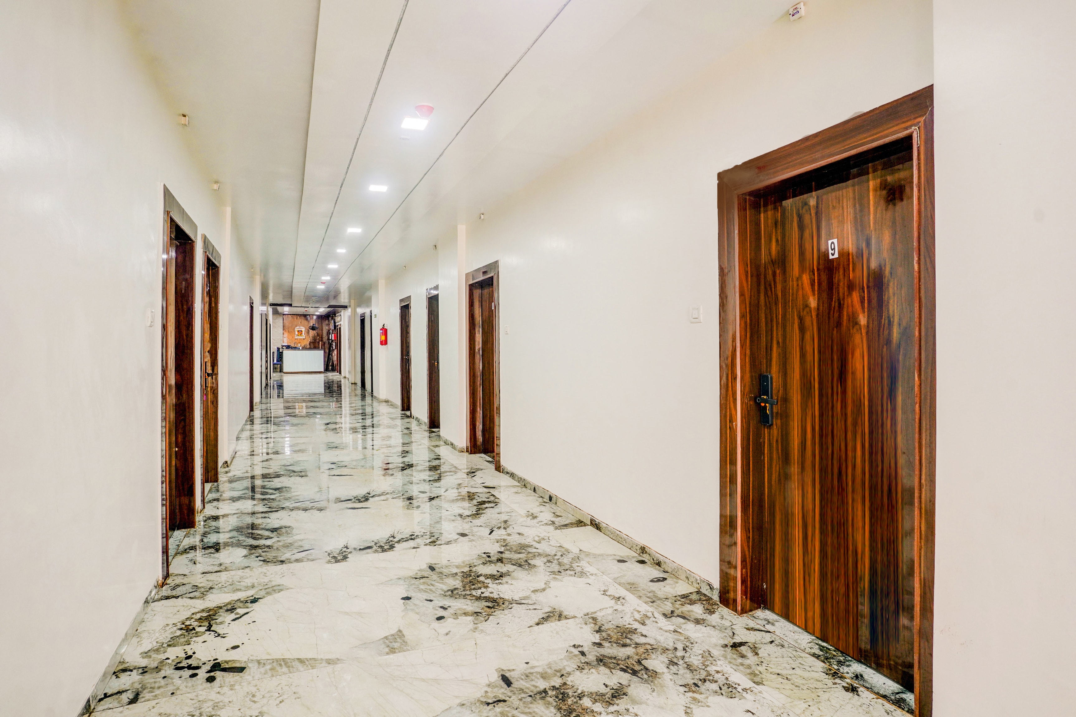 Super Collection O Ulhasnagar Birla Temple Formerly Hotel Yash Residency in Thane