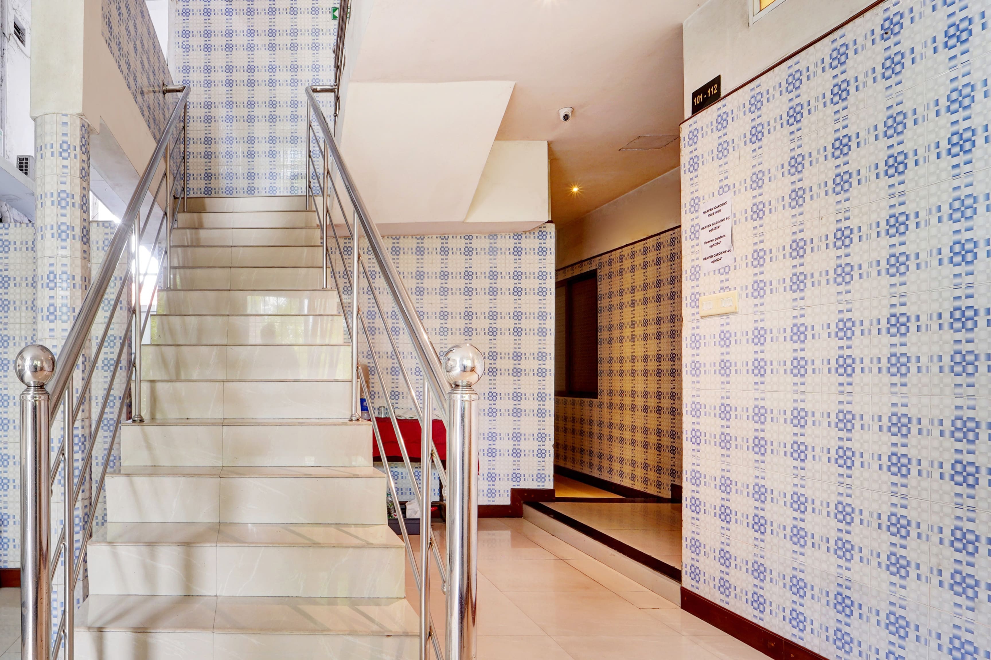 Super Collection O Vazhakkala Kakkanad in Kochi