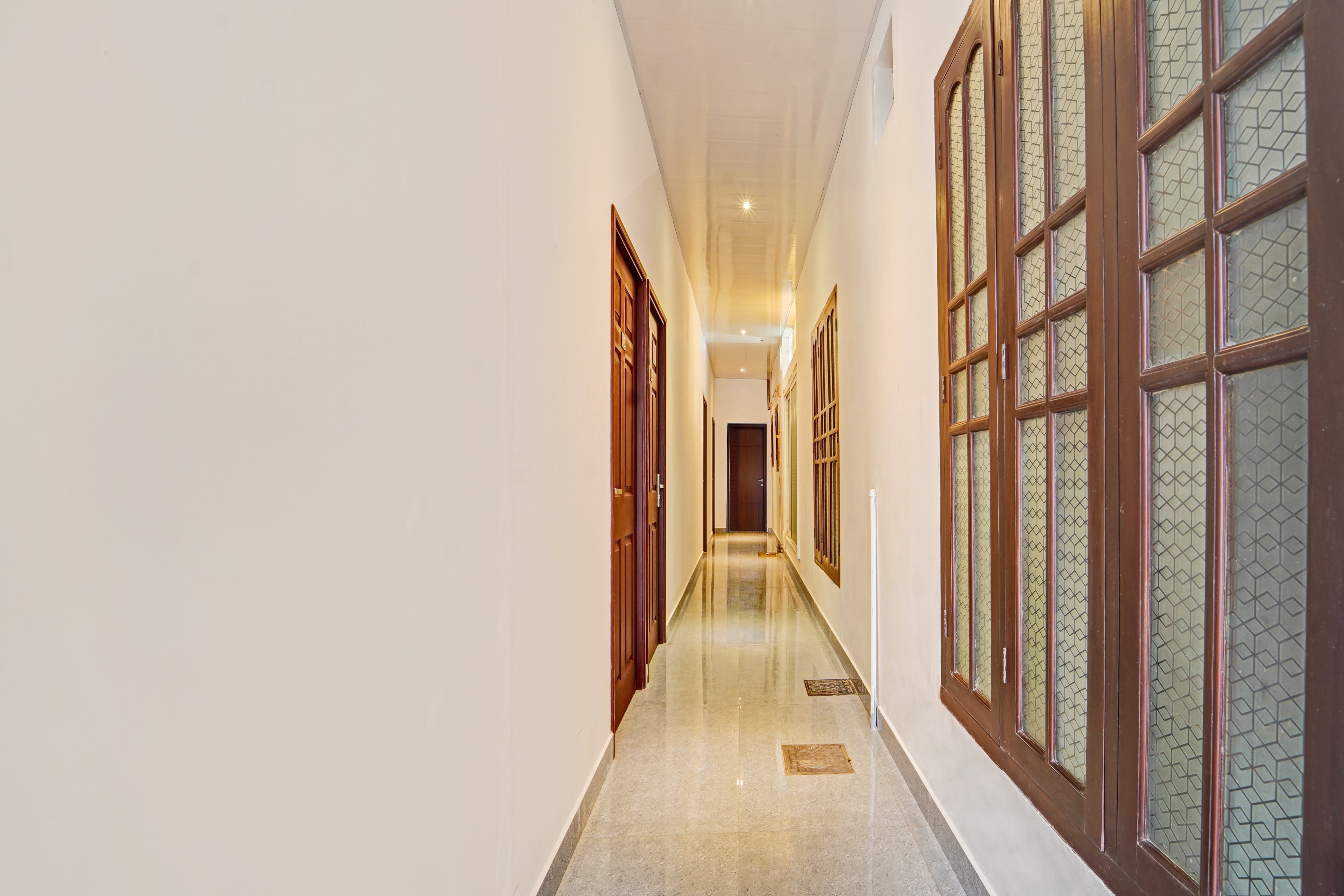 Super Collection O Vazhakkala Kakkanad in Kochi