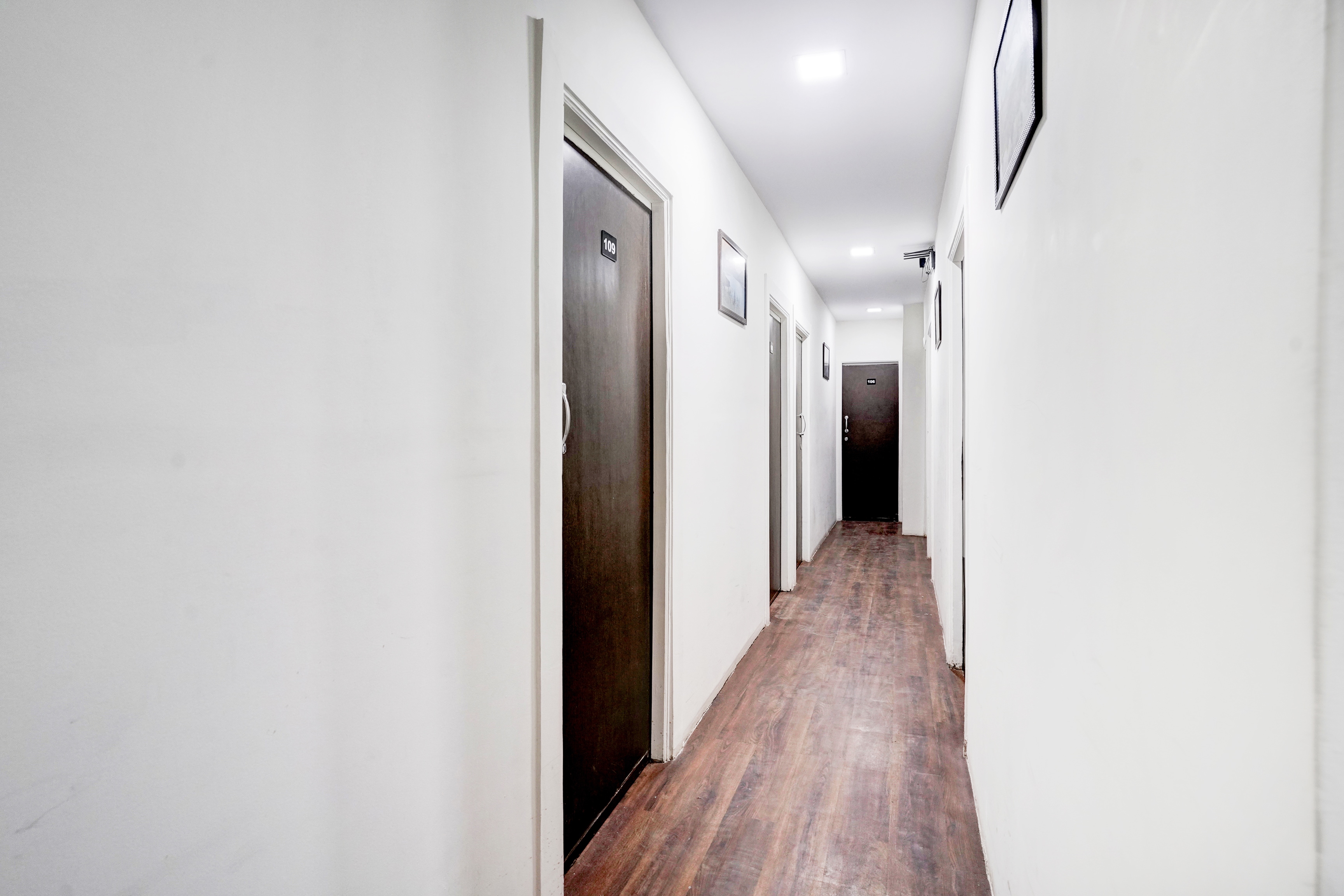 Super Hotel O BKC Santacruz East in Mumbai