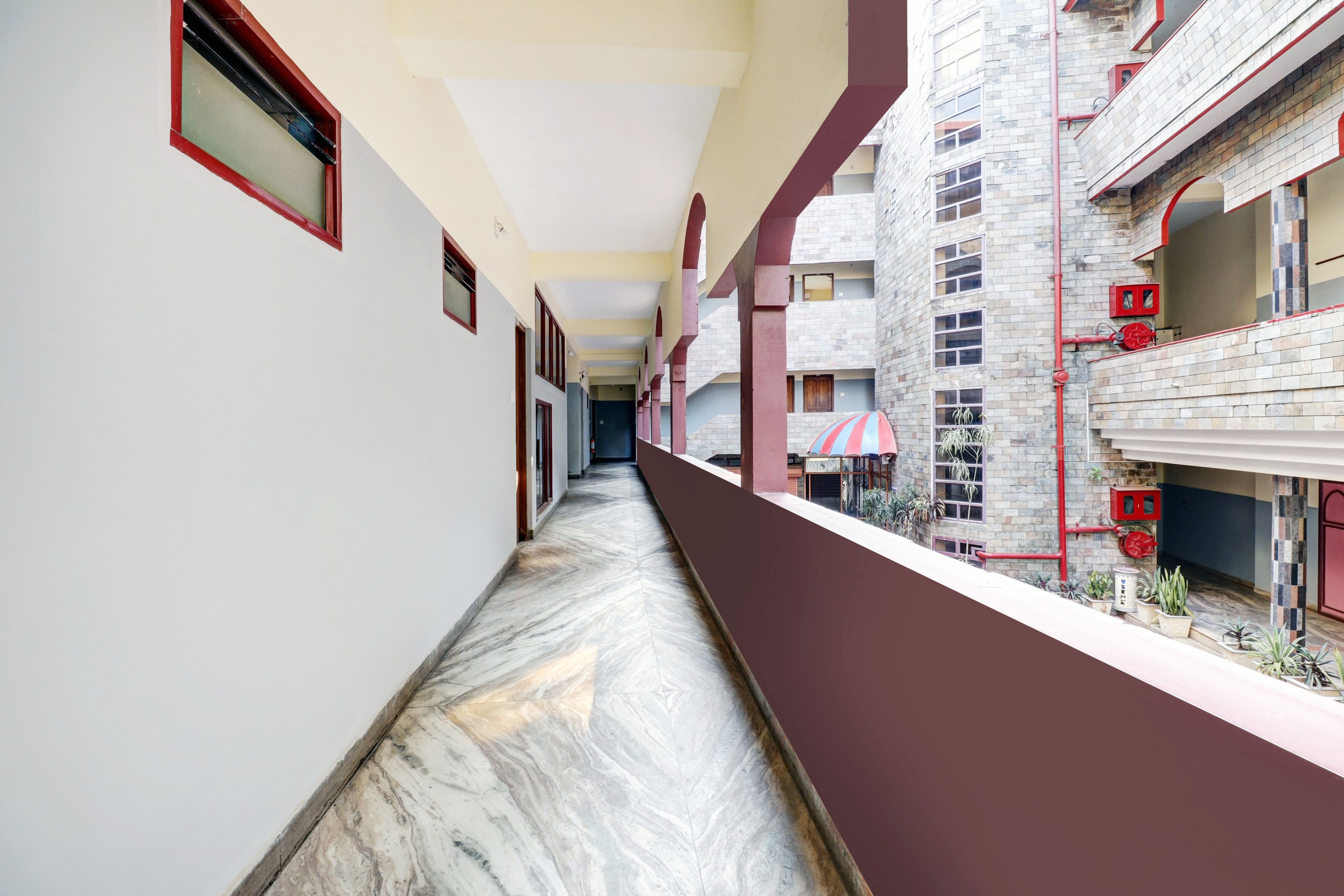 Super Hotel O East Nada in Thrissur