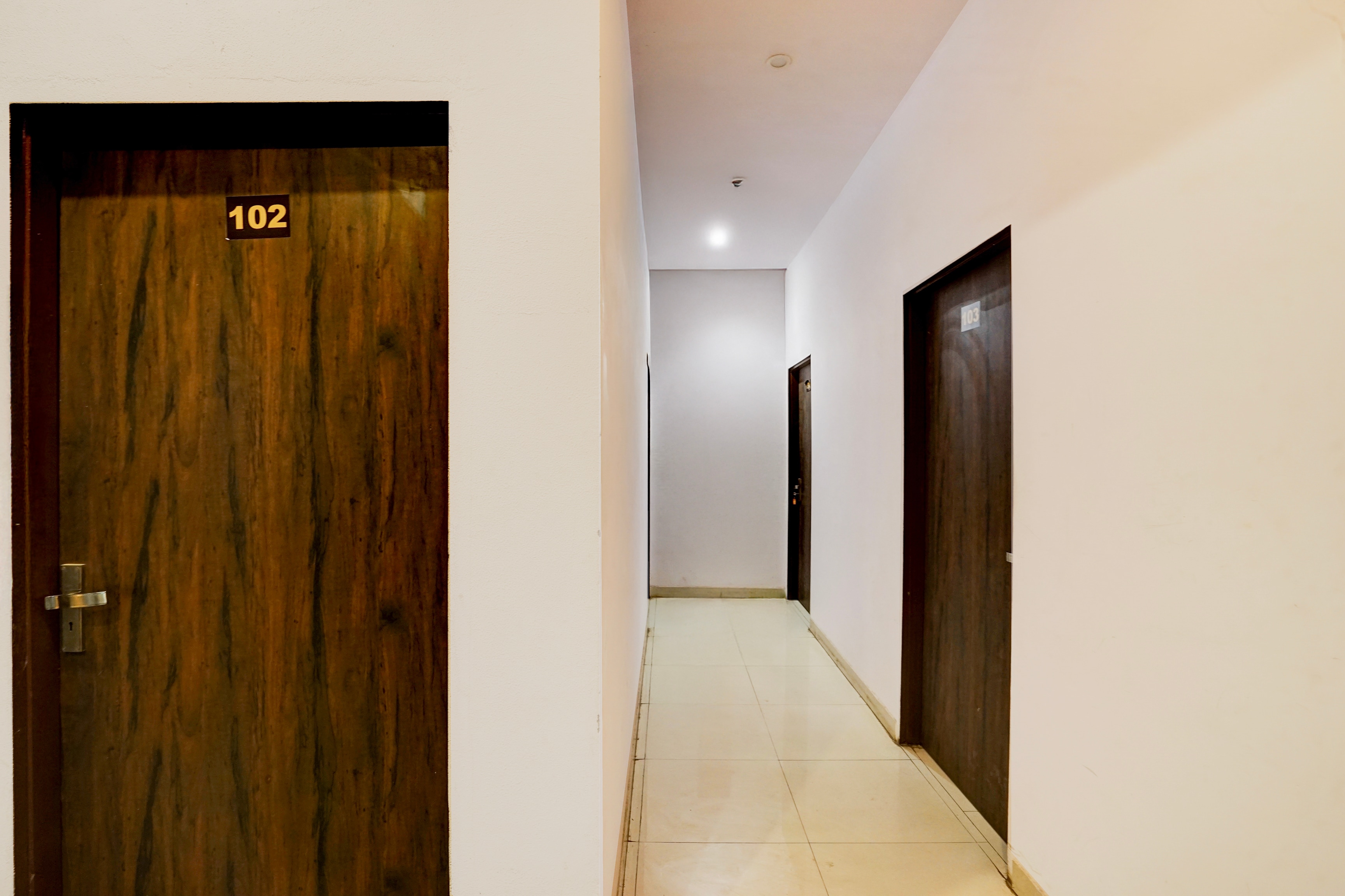 Super Hotel O Jagatpura Near JTM Mall Formerly Royan Inn in Jaipur