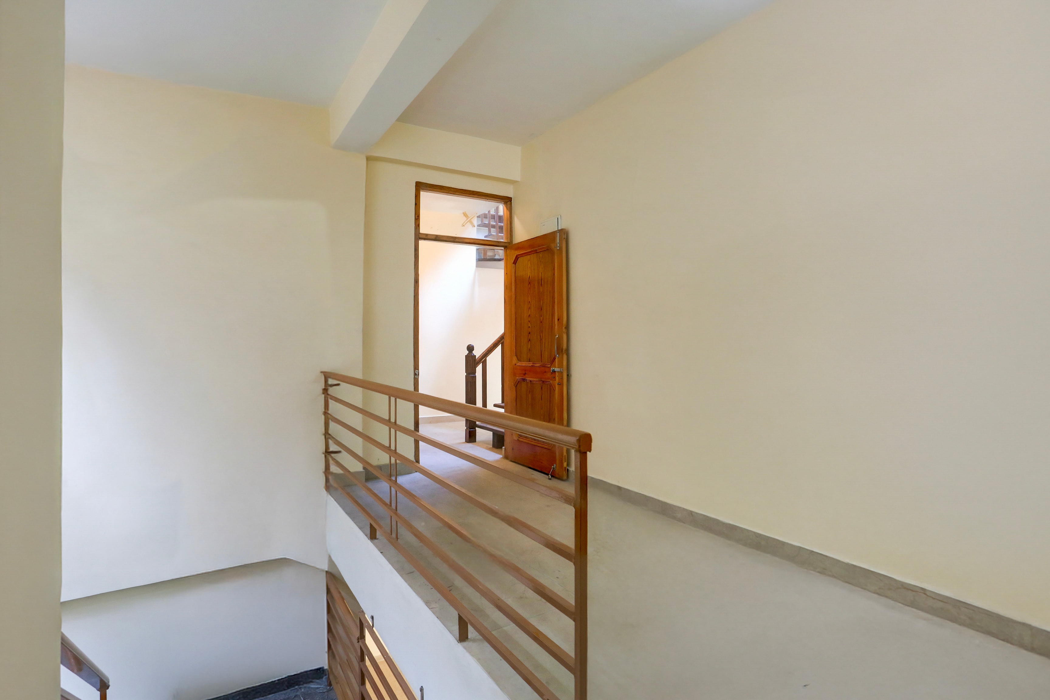 Hotel O Model Town Road in Manali