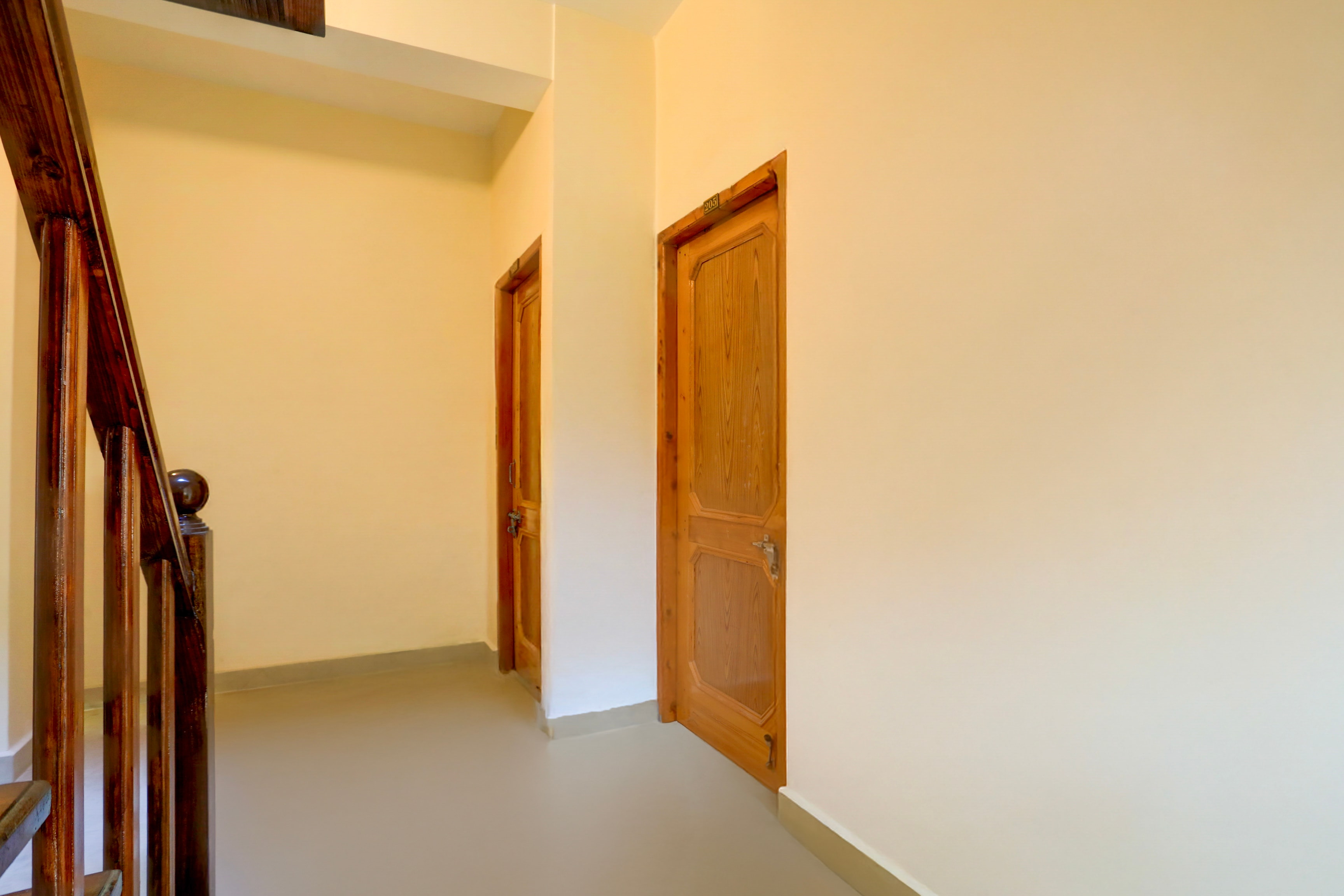 Hotel O Model Town Road in Manali