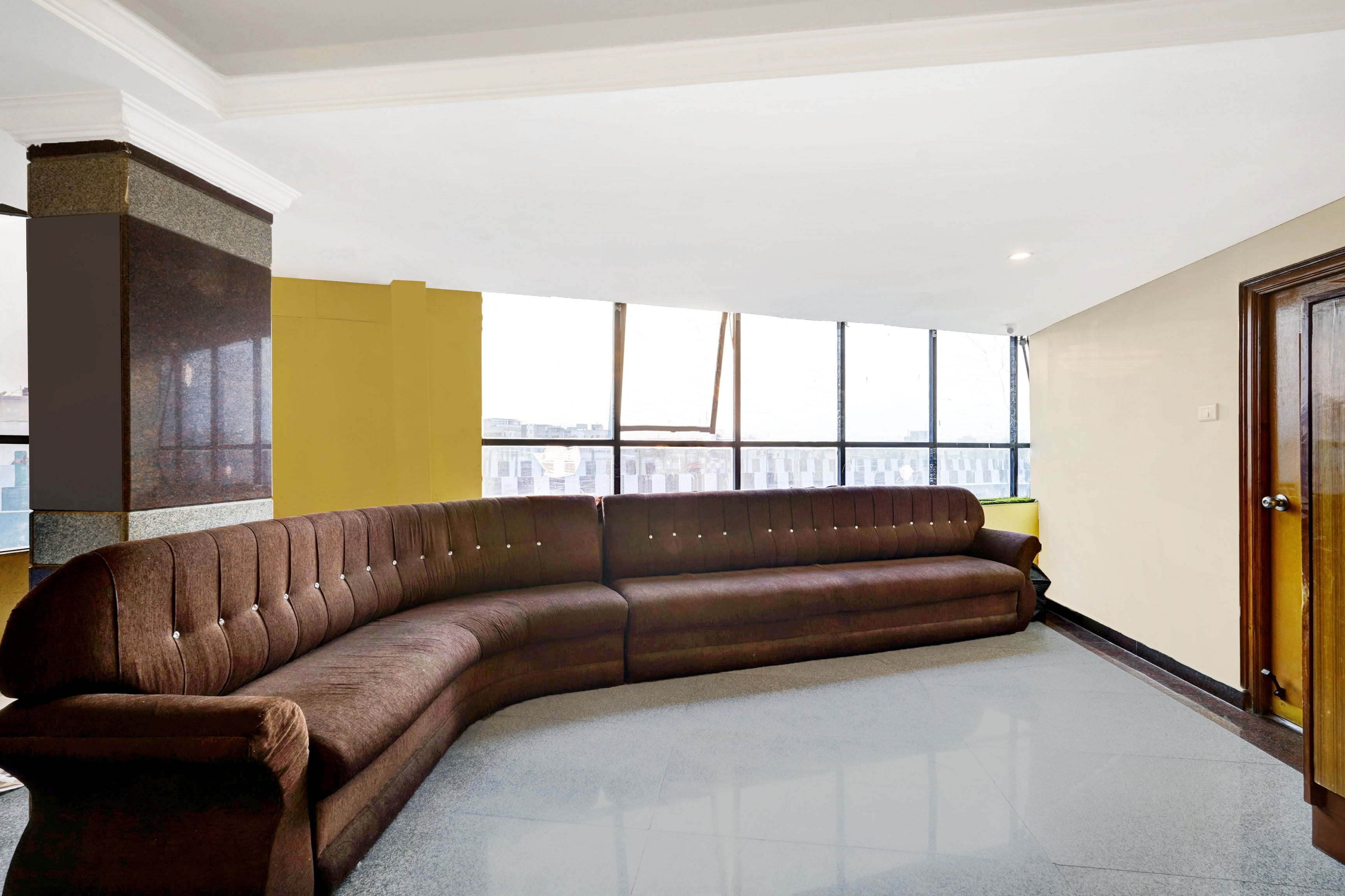 Hotel O Padmavathi Puram Near Railway Station in Tirupati