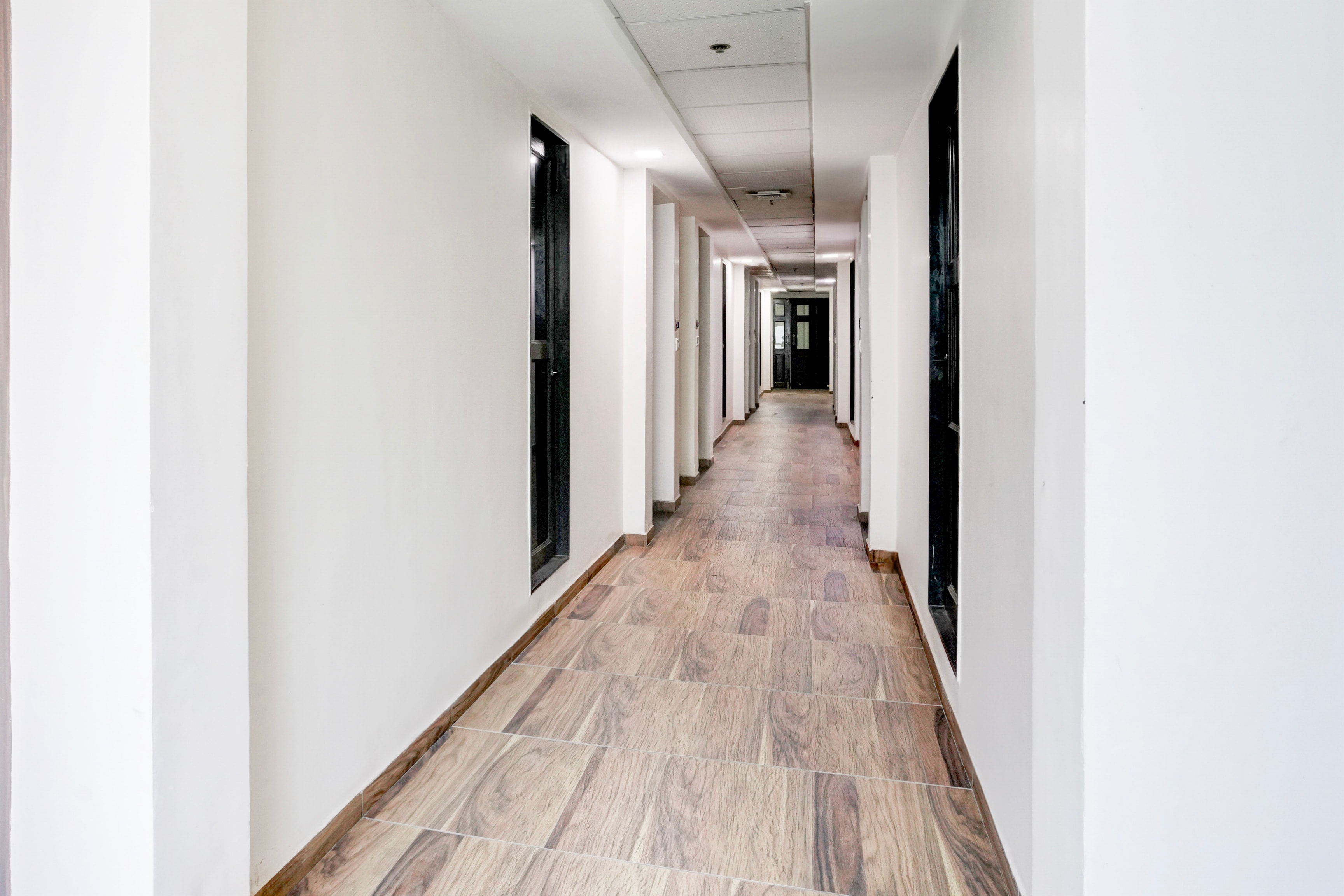 Super Townhouse Anand Formerly Hotel The Maison in Anand