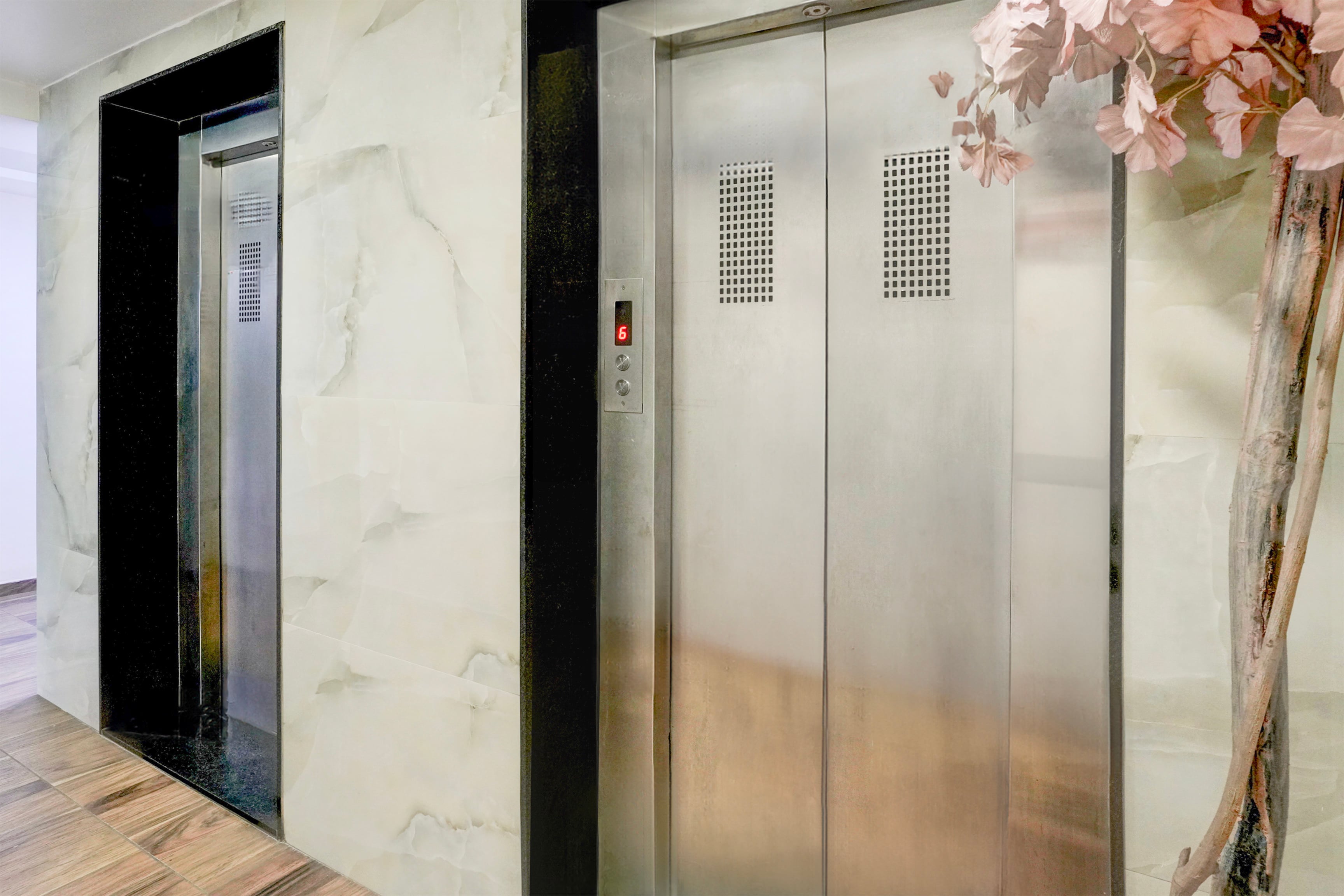 Super Townhouse Anand Formerly Hotel The Maison in Anand