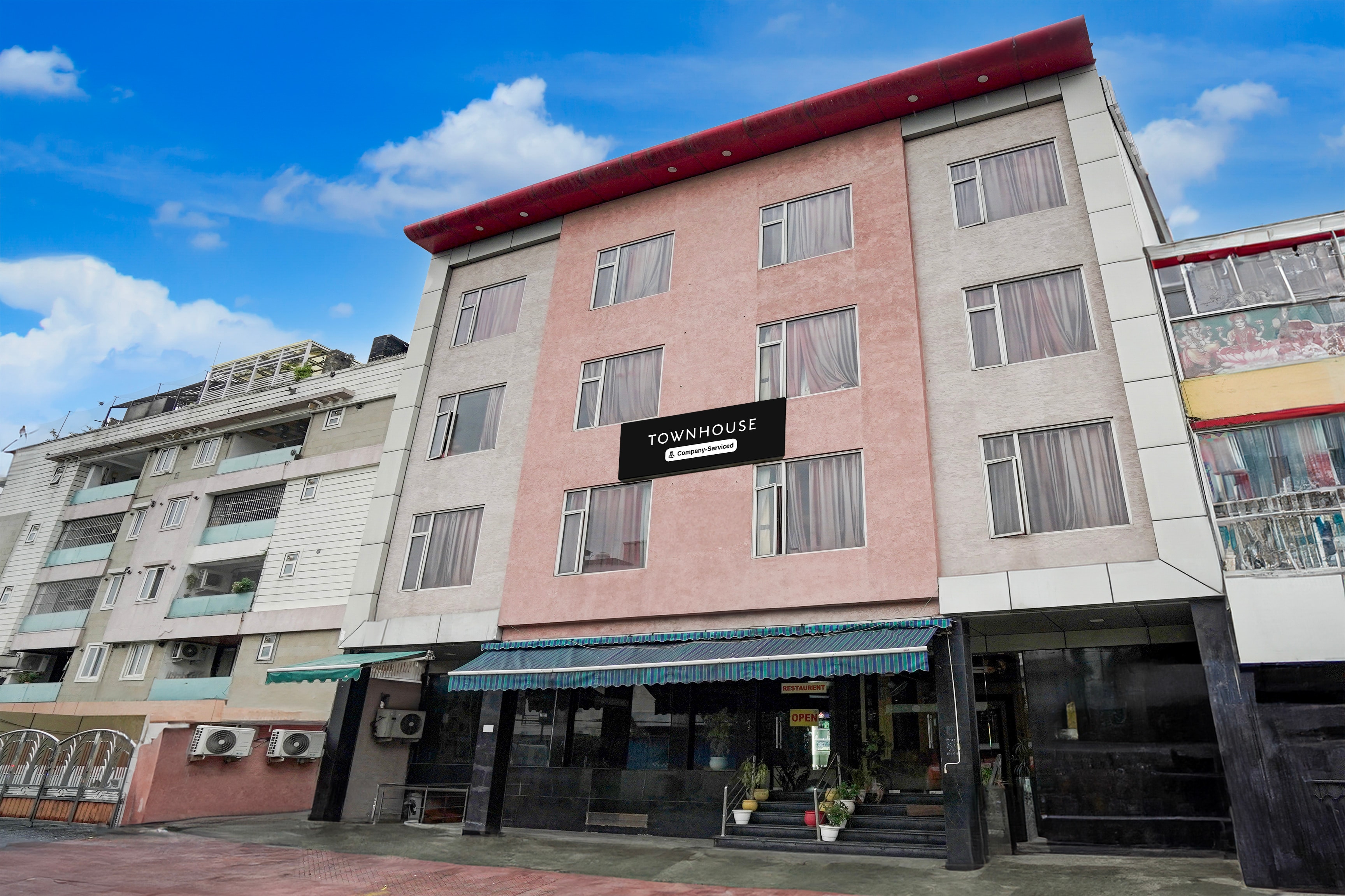 Super Townhouse Bani Park Formerly Aroma Residency in Jaipur