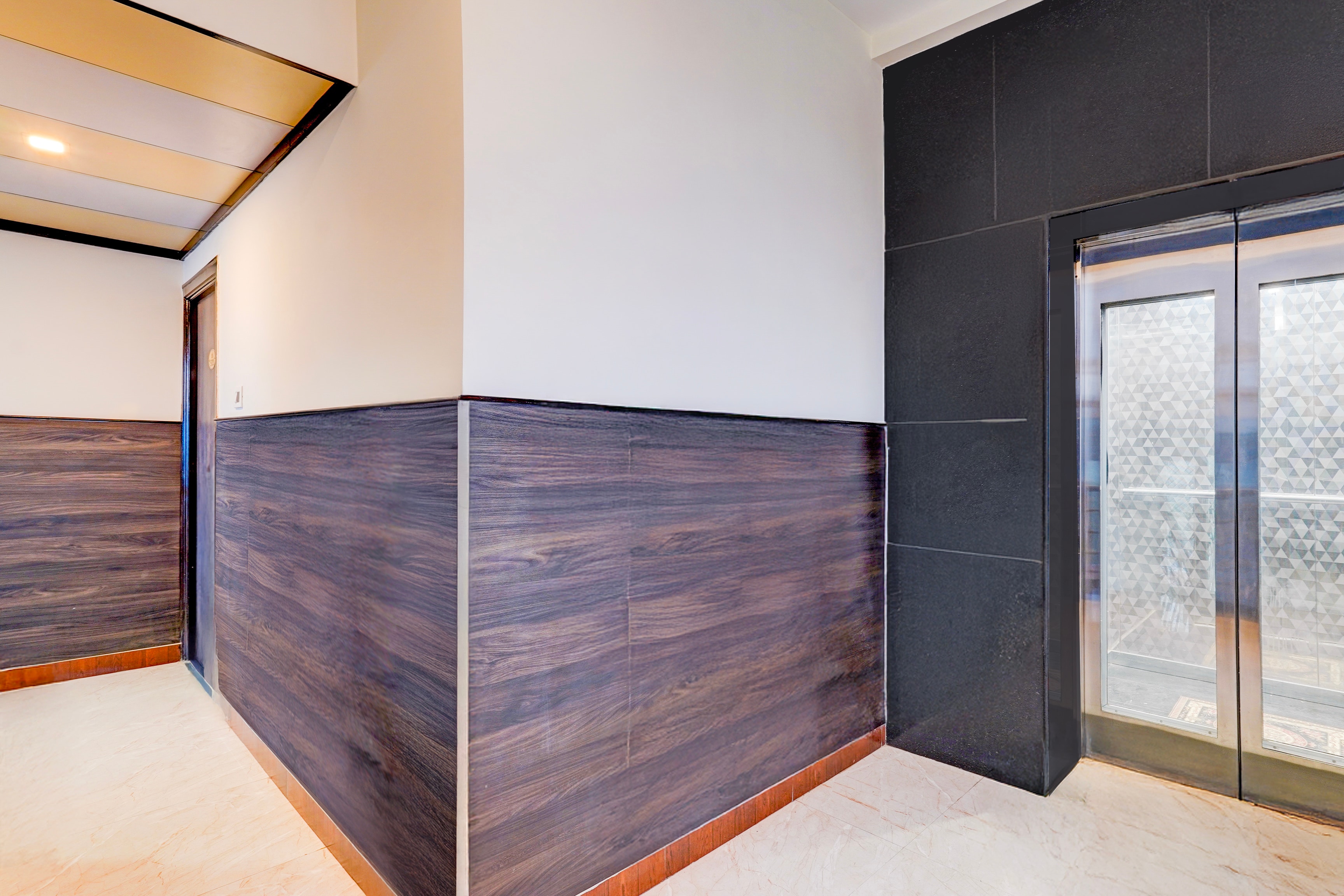 Super Townhouse Chennai Near Airport Formerly Sai Bala Budget in Chennai