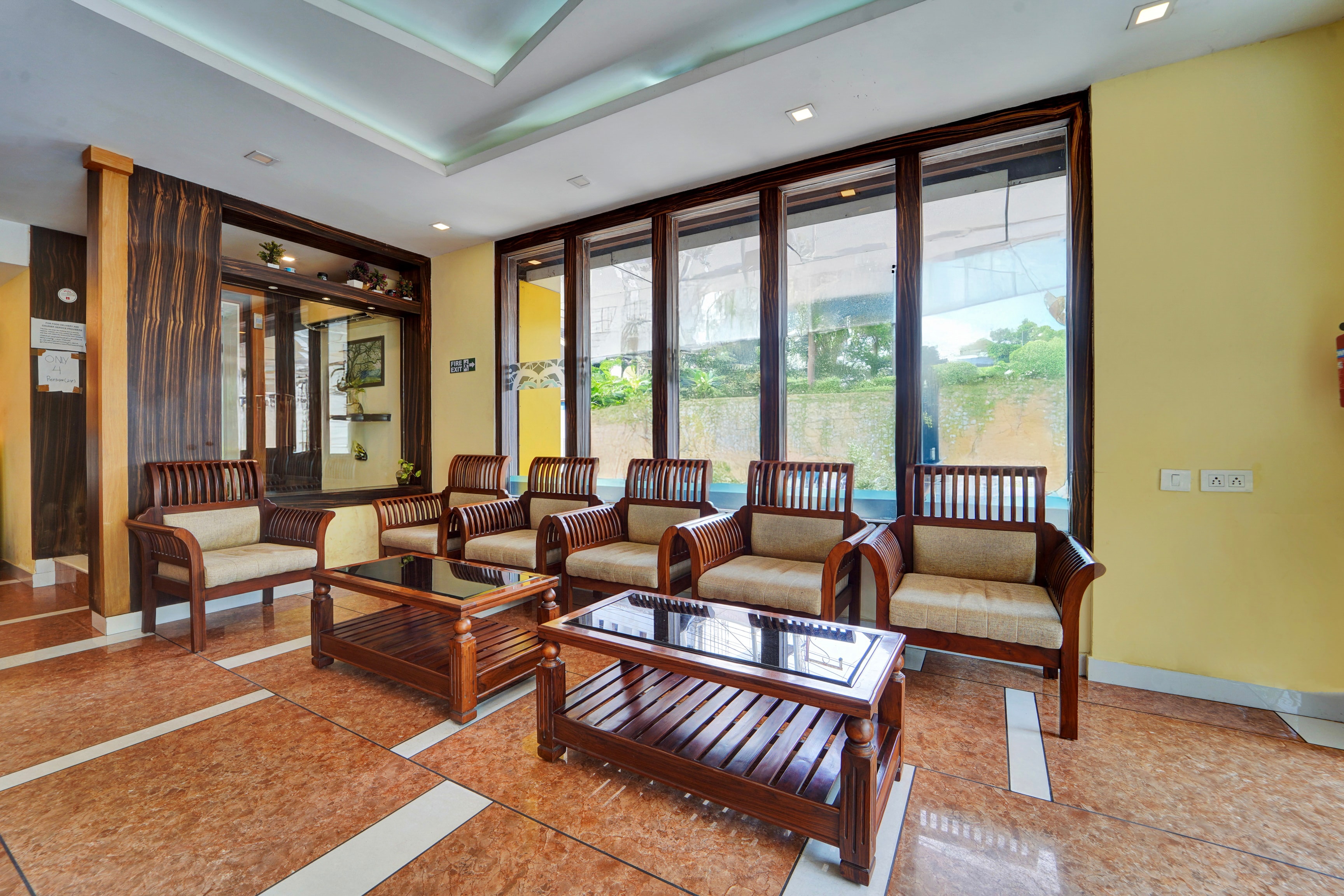 Super Townhouse Ernakulam North in Kochi