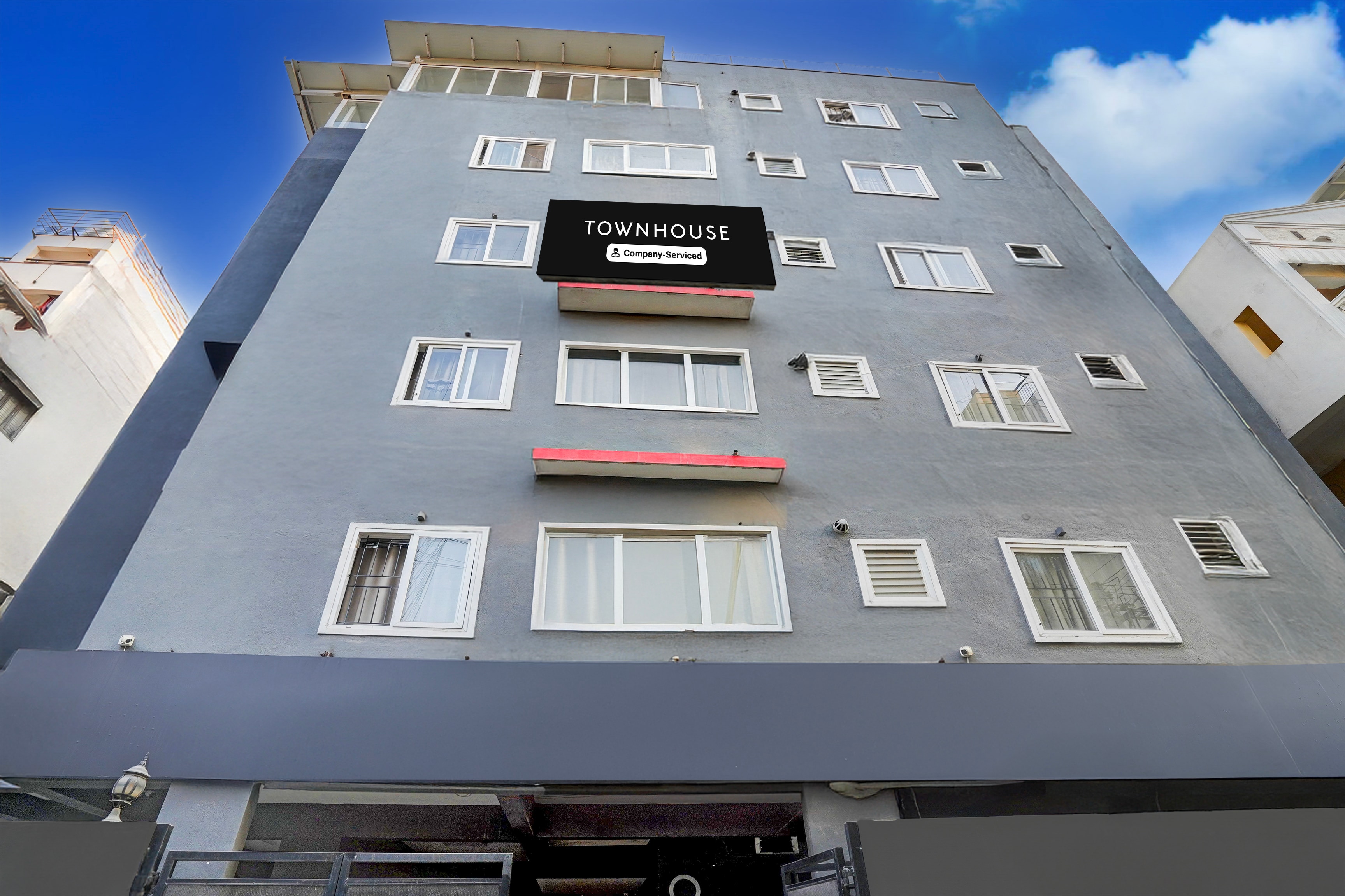 Super Townhouse HAL Indiranagar Extension in Bangalore