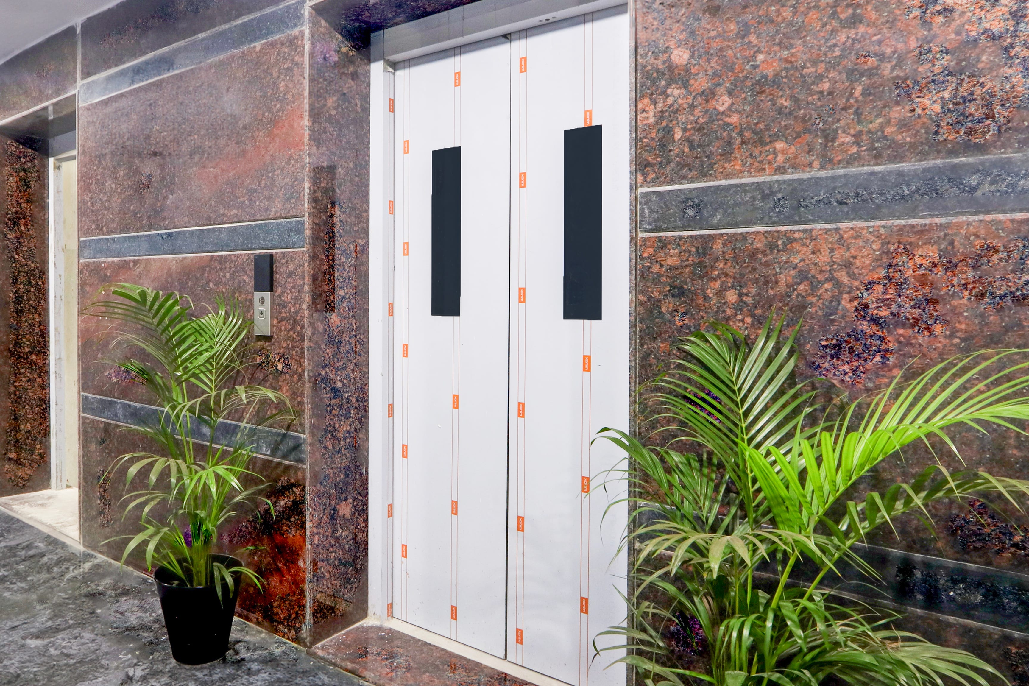 Super Townhouse Kukatpally Formerly SV Royal in Hyderabad