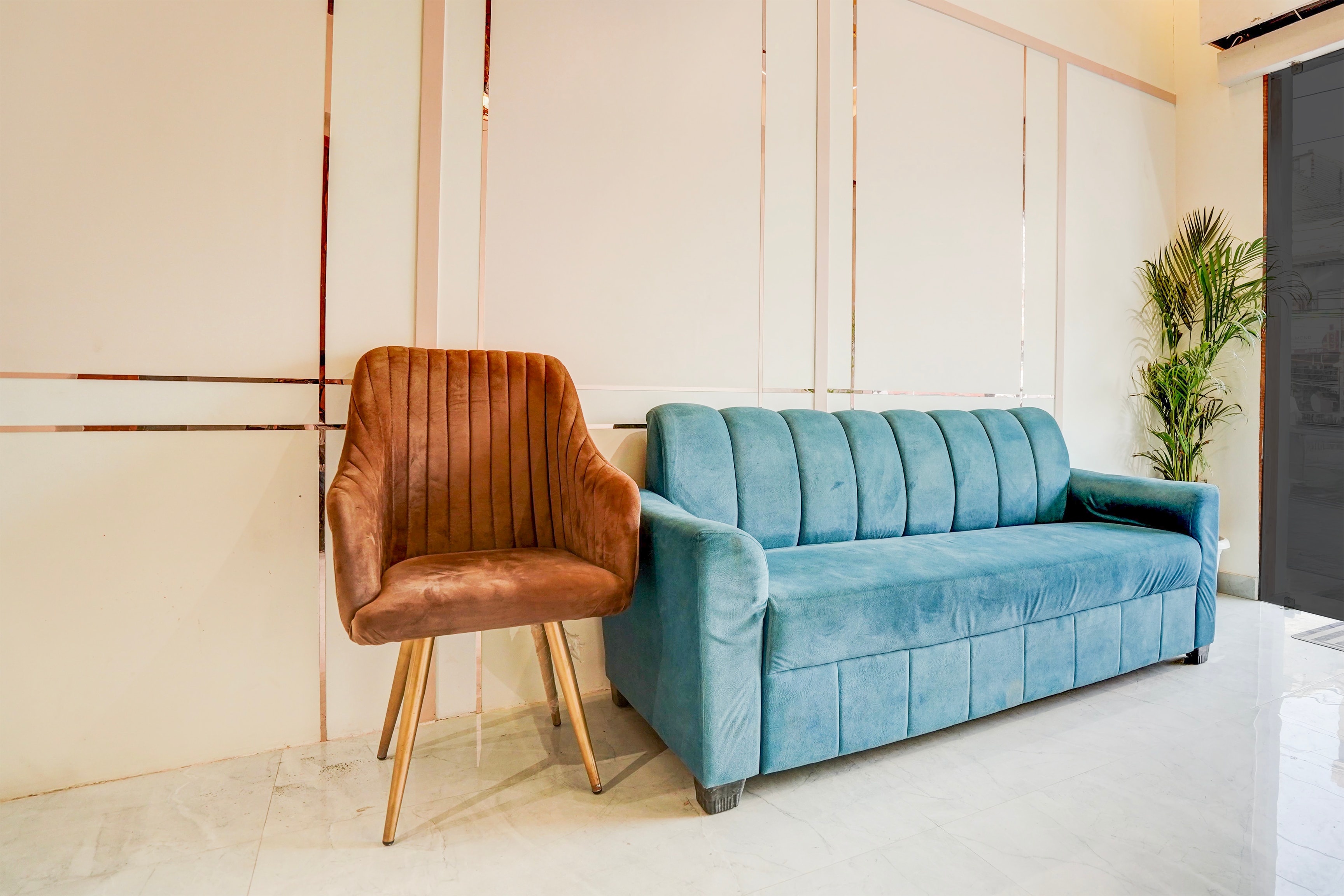 Super Townhouse Lahartara Railway Bridge Near Bus Stop in Varanasi