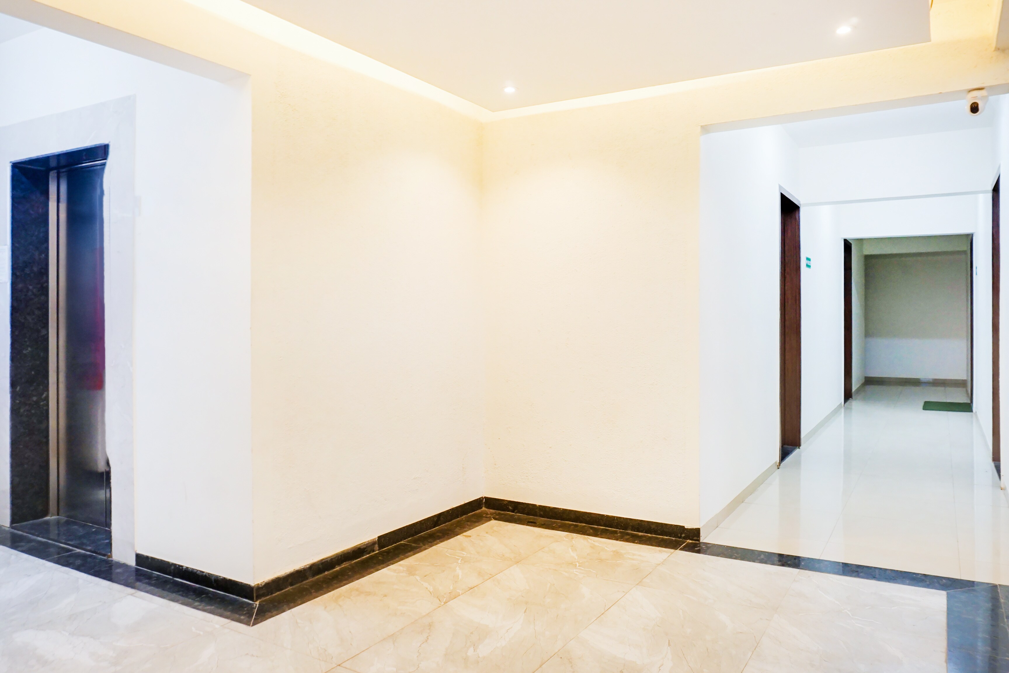 Super Townhouse Lohegaon Near Pune Airport Formerly Landmark Regency in Pune