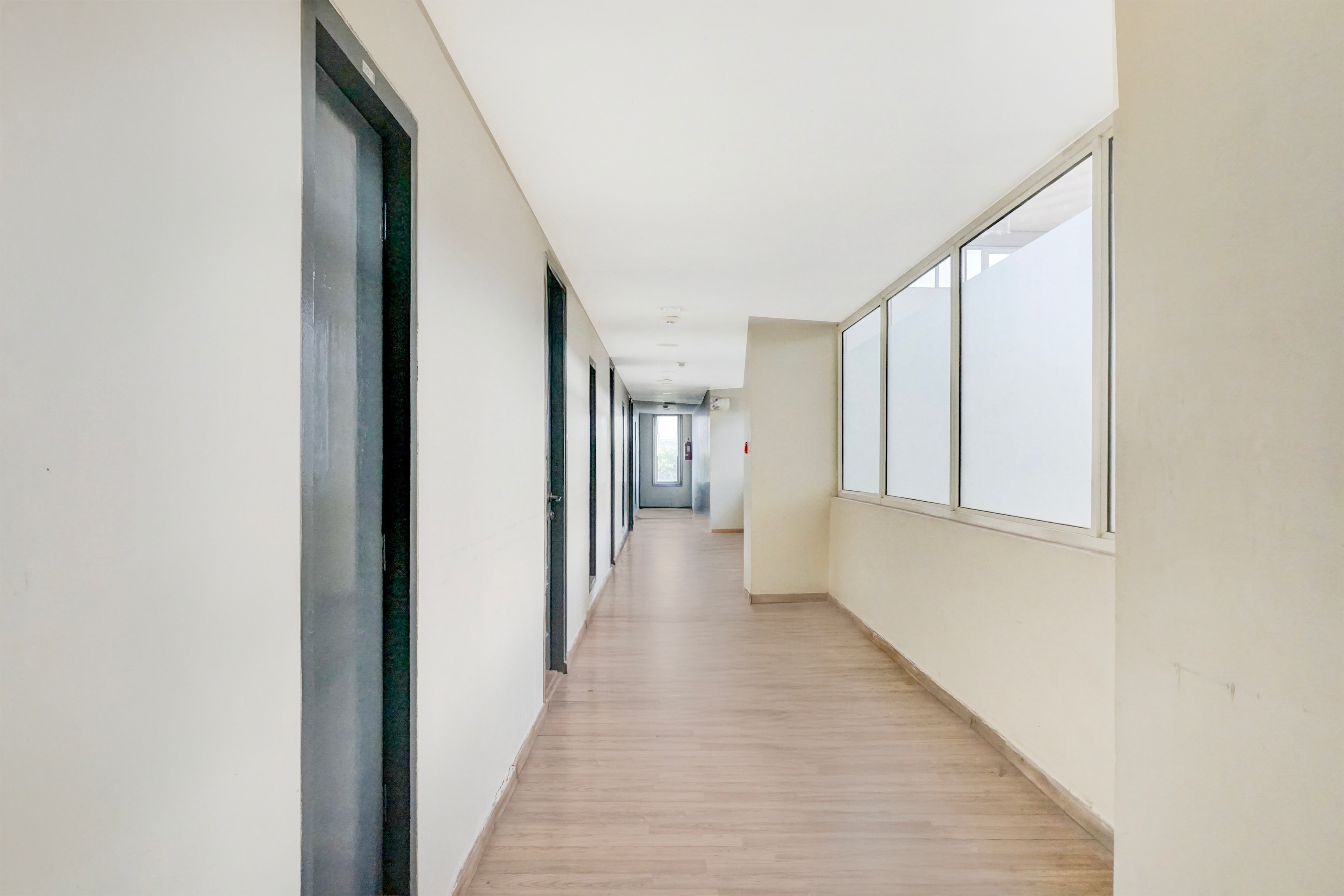 Super Townhouse MG Road Pune in Pune