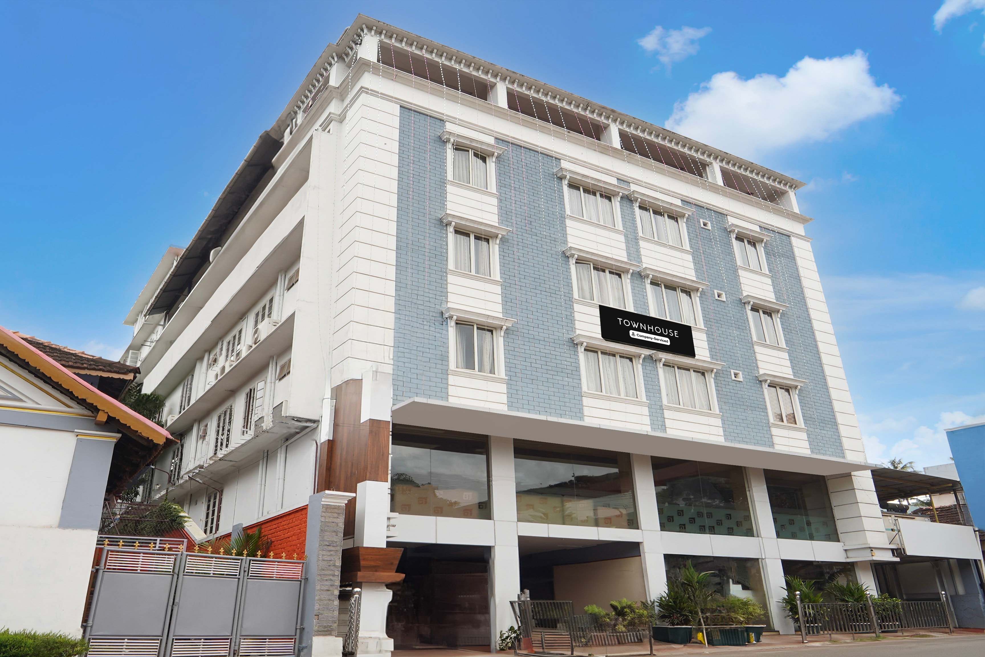 Super Townhouse MG Road Trivandrum Formerly Nandanam Park in Thiruvananthapuram