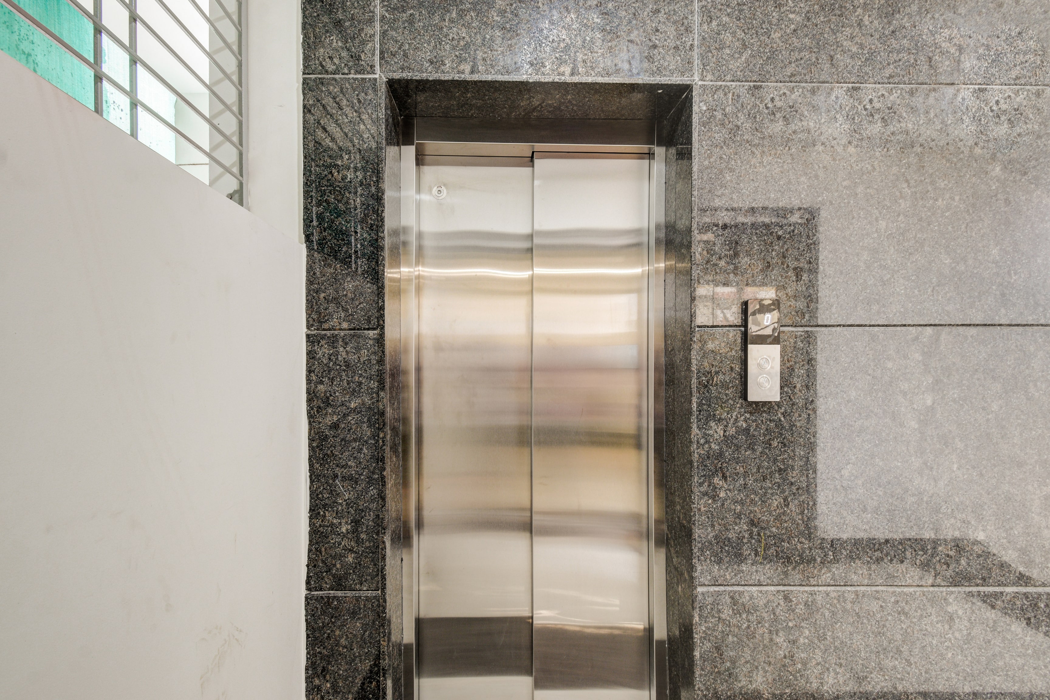 Super Townhouse OAK Owaisi Hospital Mailardevpally Formerly Tolkanti Arc in Hyderabad