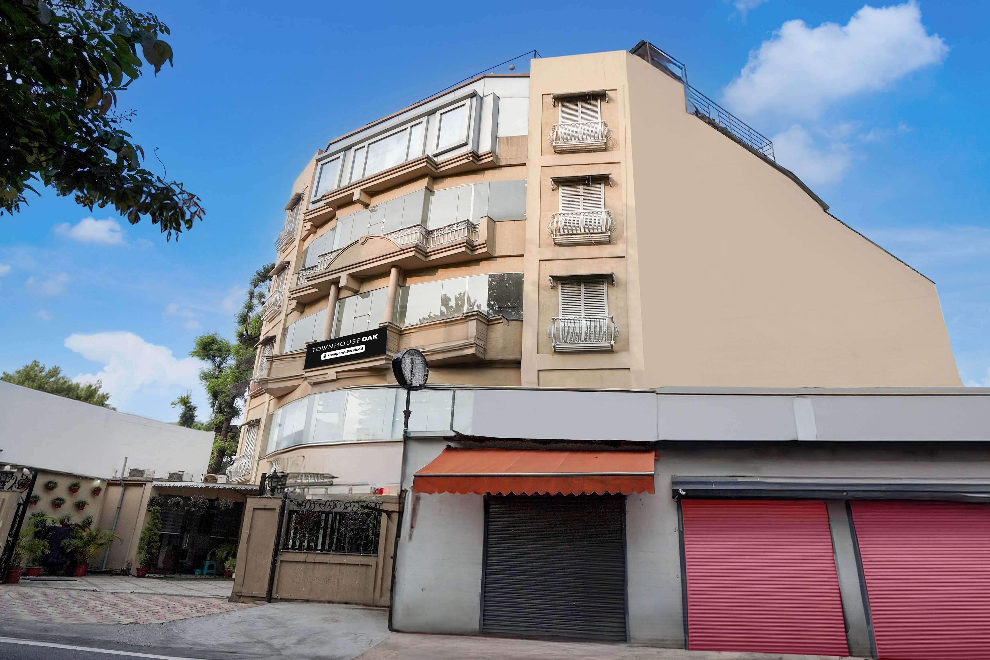 Townhouse Oak Rajpur Road Dehradun in Dehradun