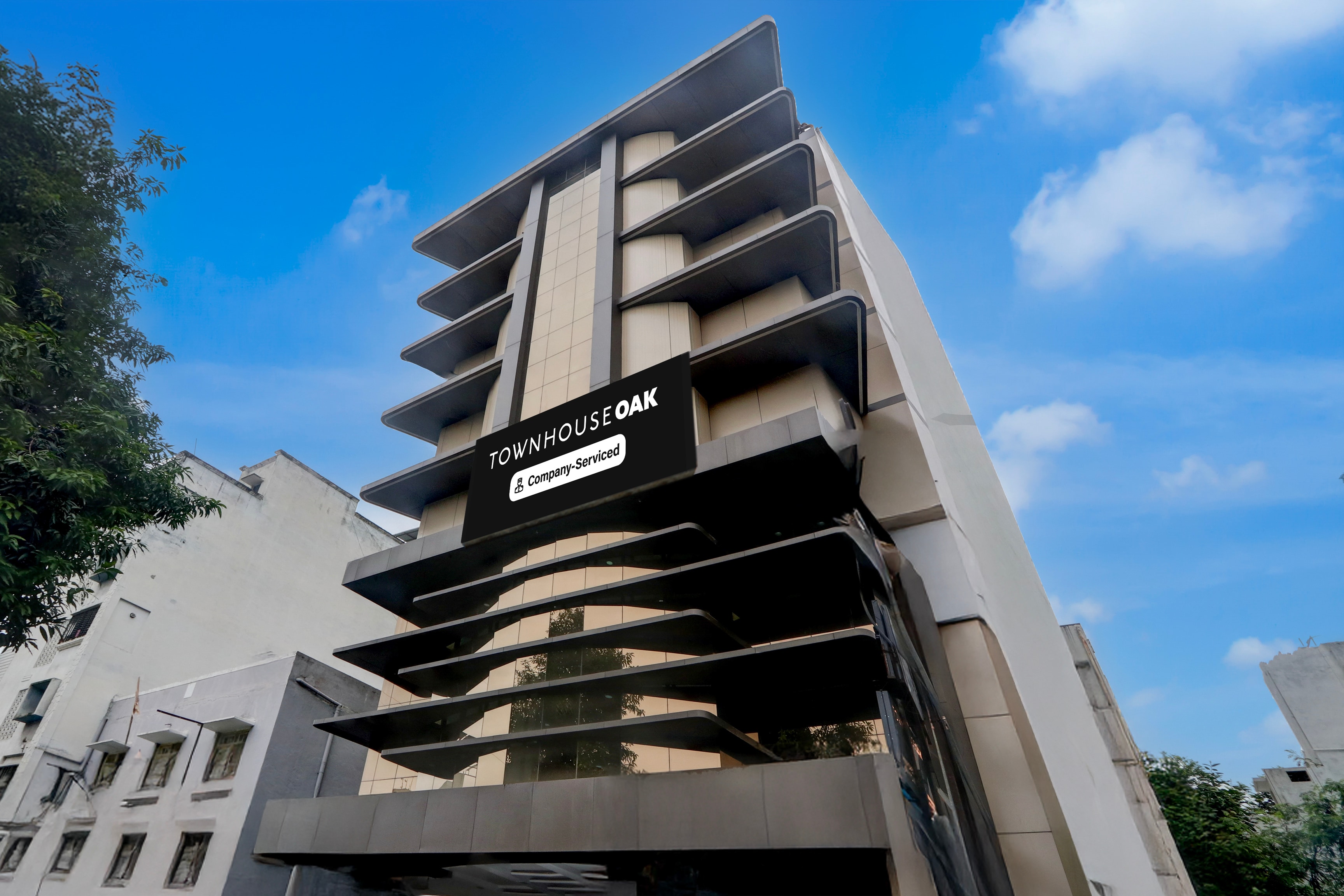 Townhouse Oak Ramdaspeth Downtown in Nagpur