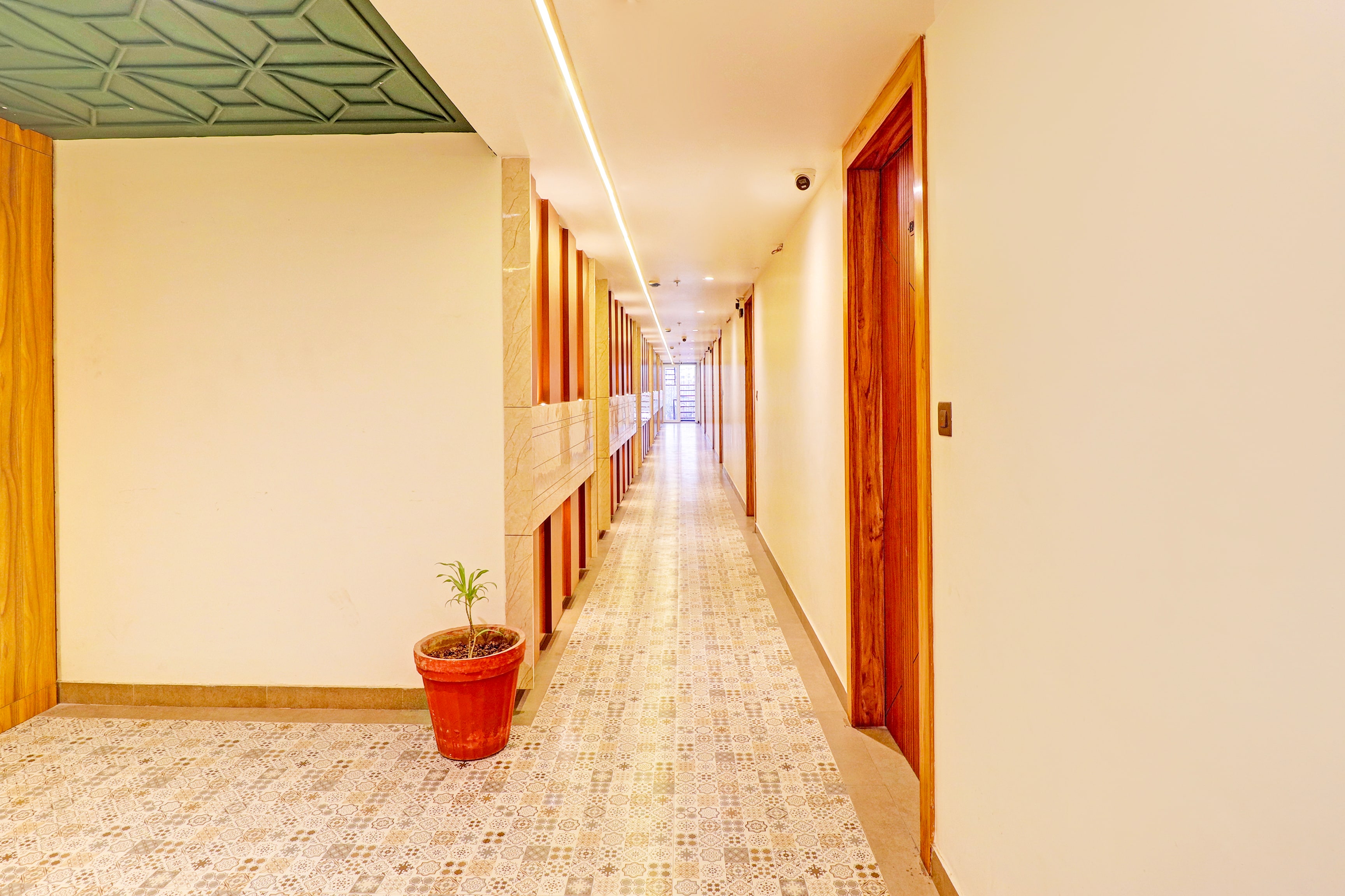 Super Townhouse Patel Nagar Near Saharanpur Chowk Dehradun in Dehradun